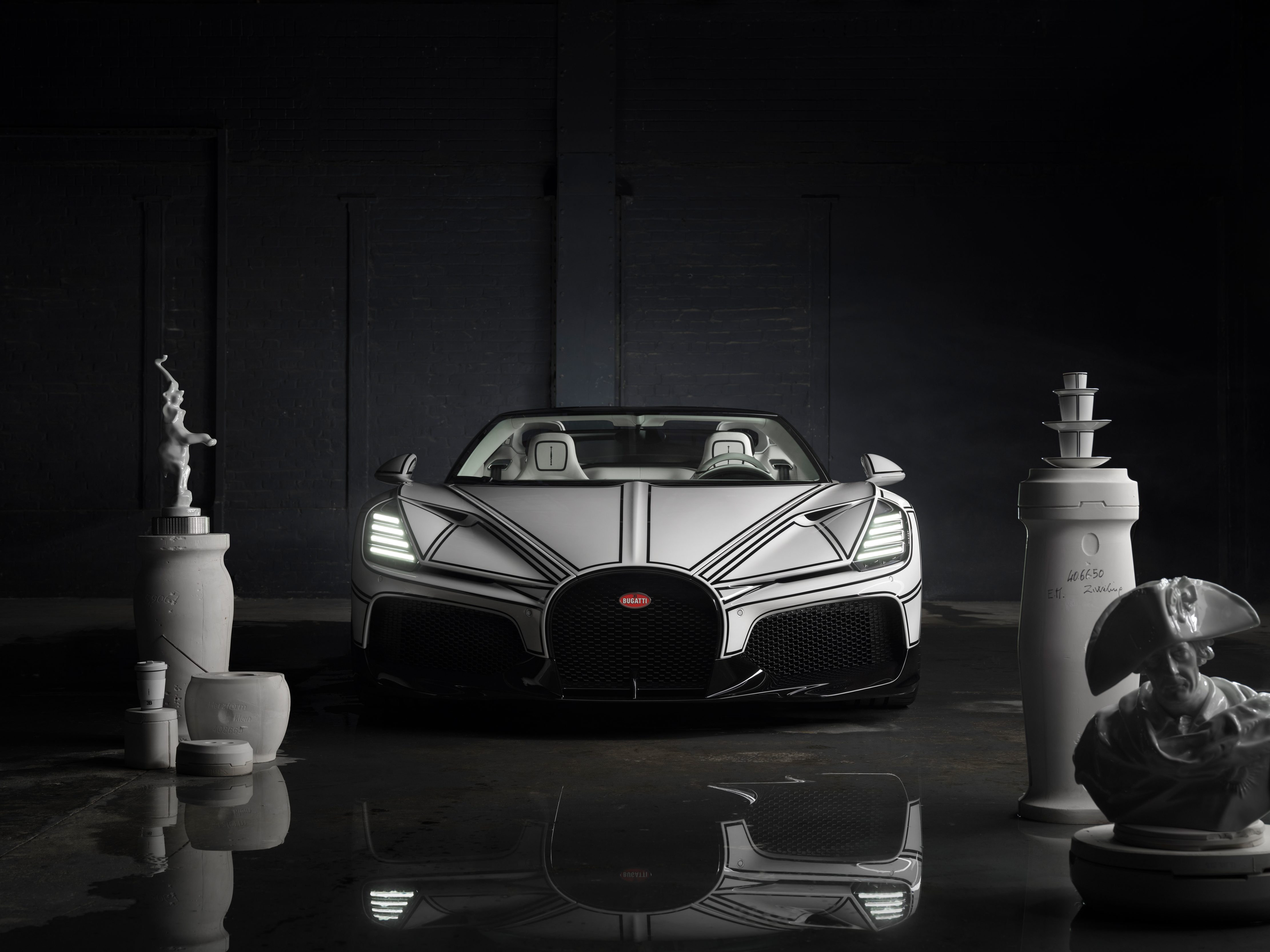 Bugatti W16 Mistral Blanc Éternel: a farewell