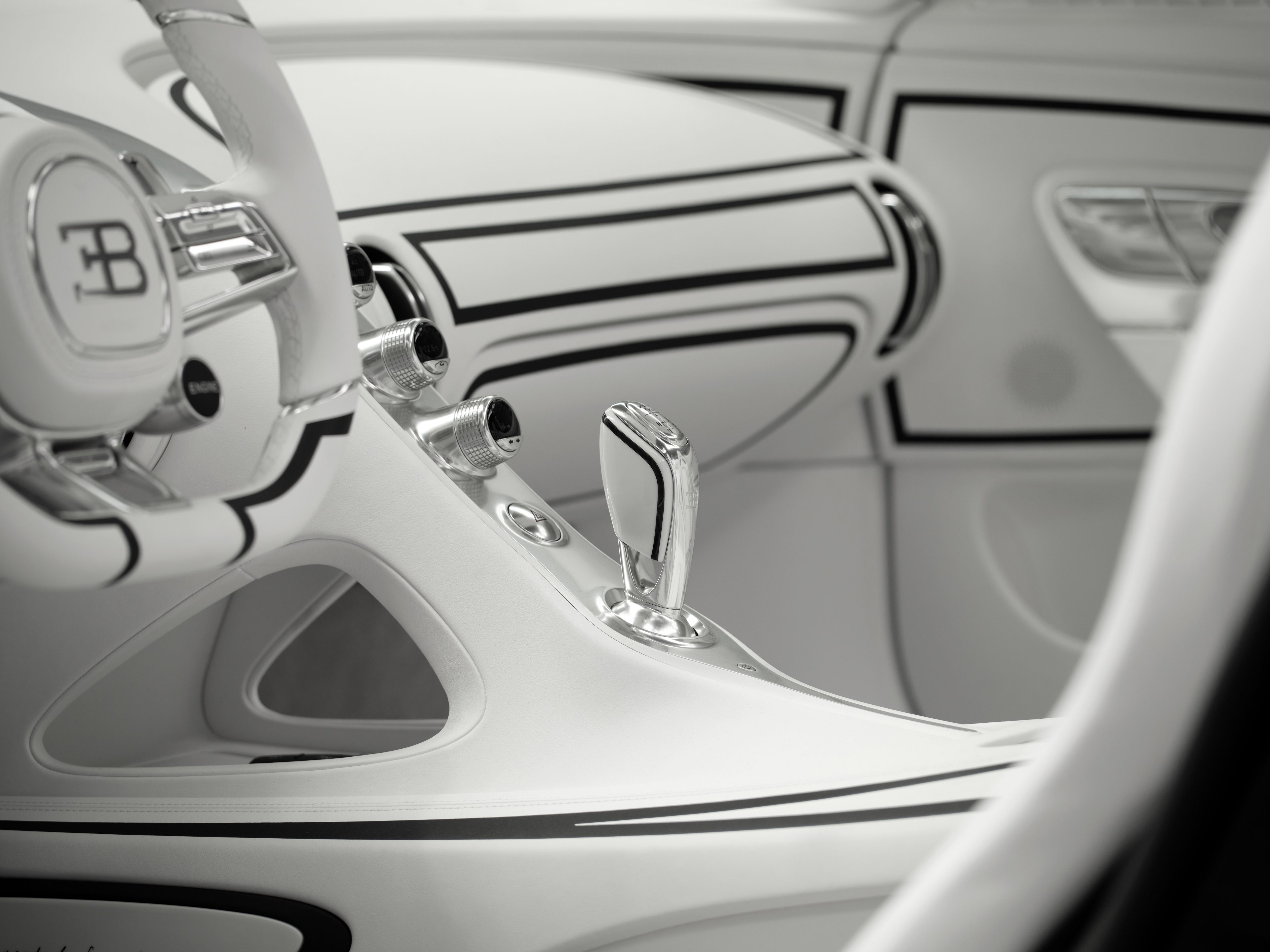 Bugatti W16 Mistral Blanc Éternel - photo 12