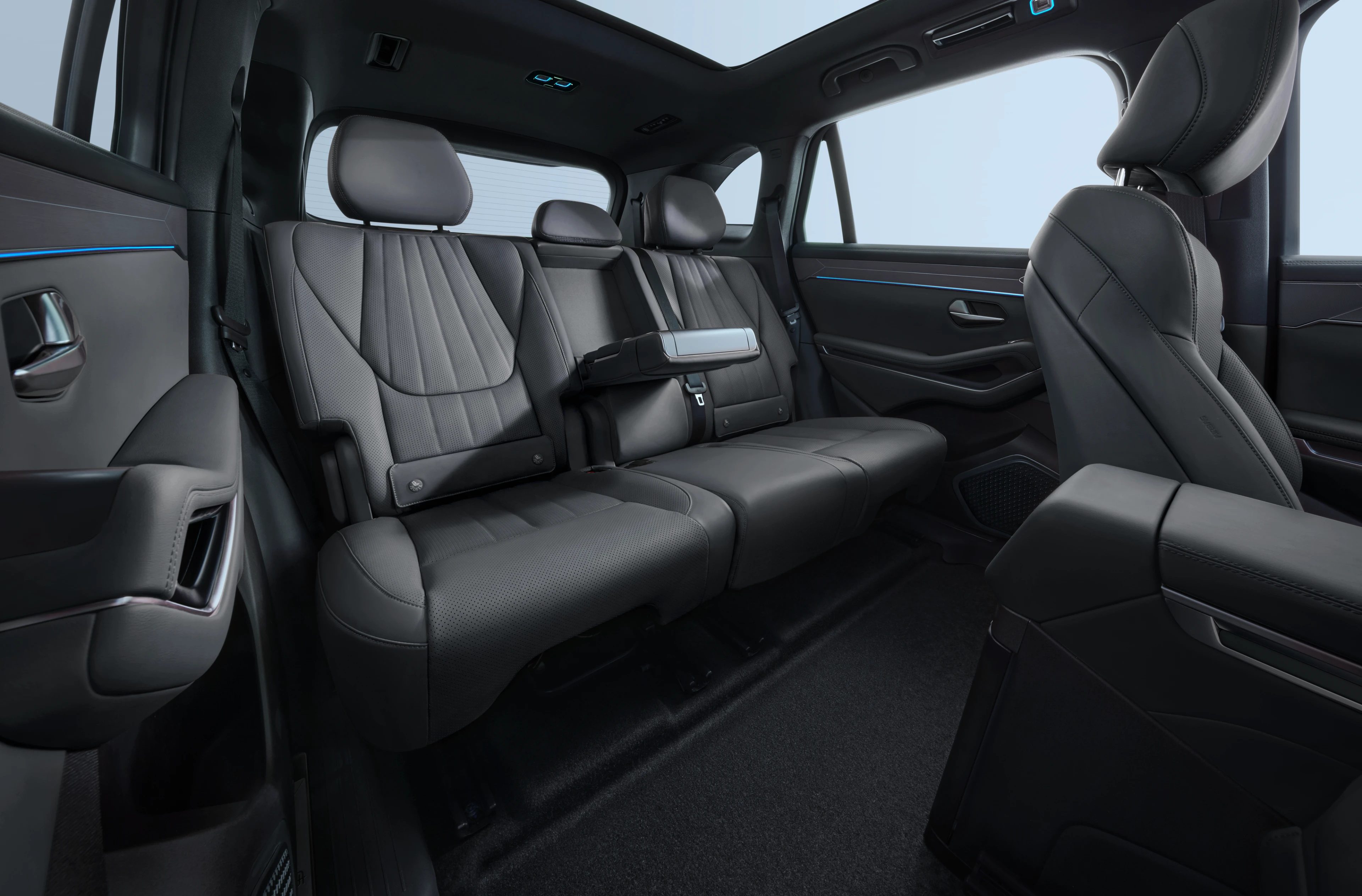 BYD Atto 8 - interior