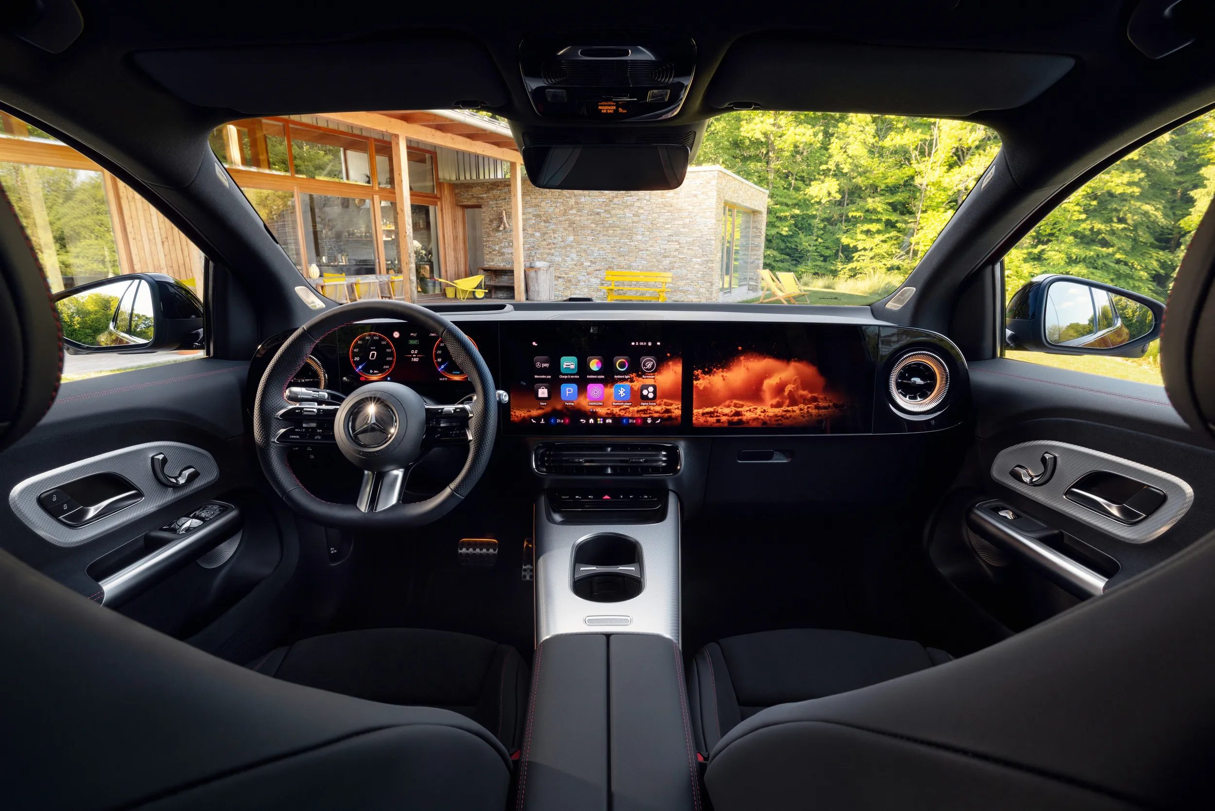 Mercedes-Benz GLA switches to EV for gen three - photo 10