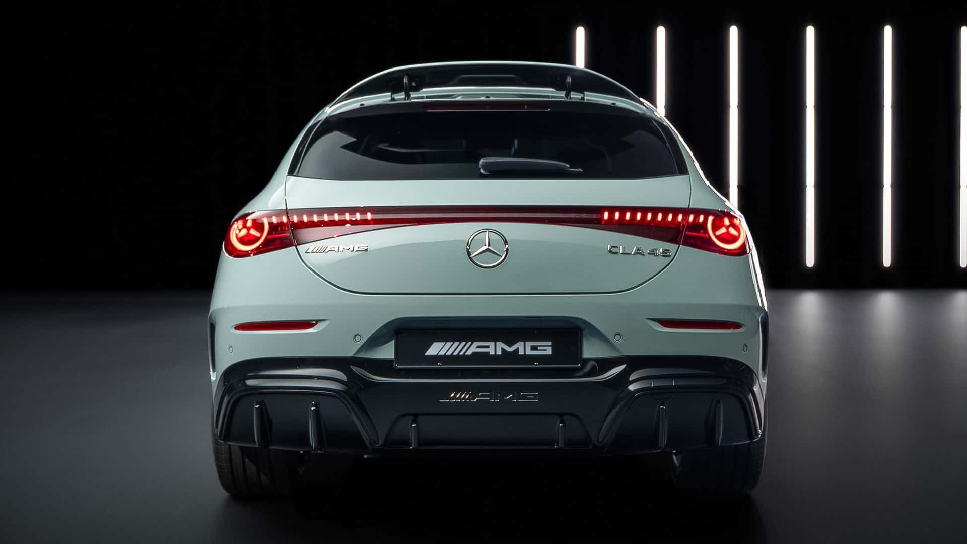 Mercedes-Benz AMG CLA 45 - photo 7