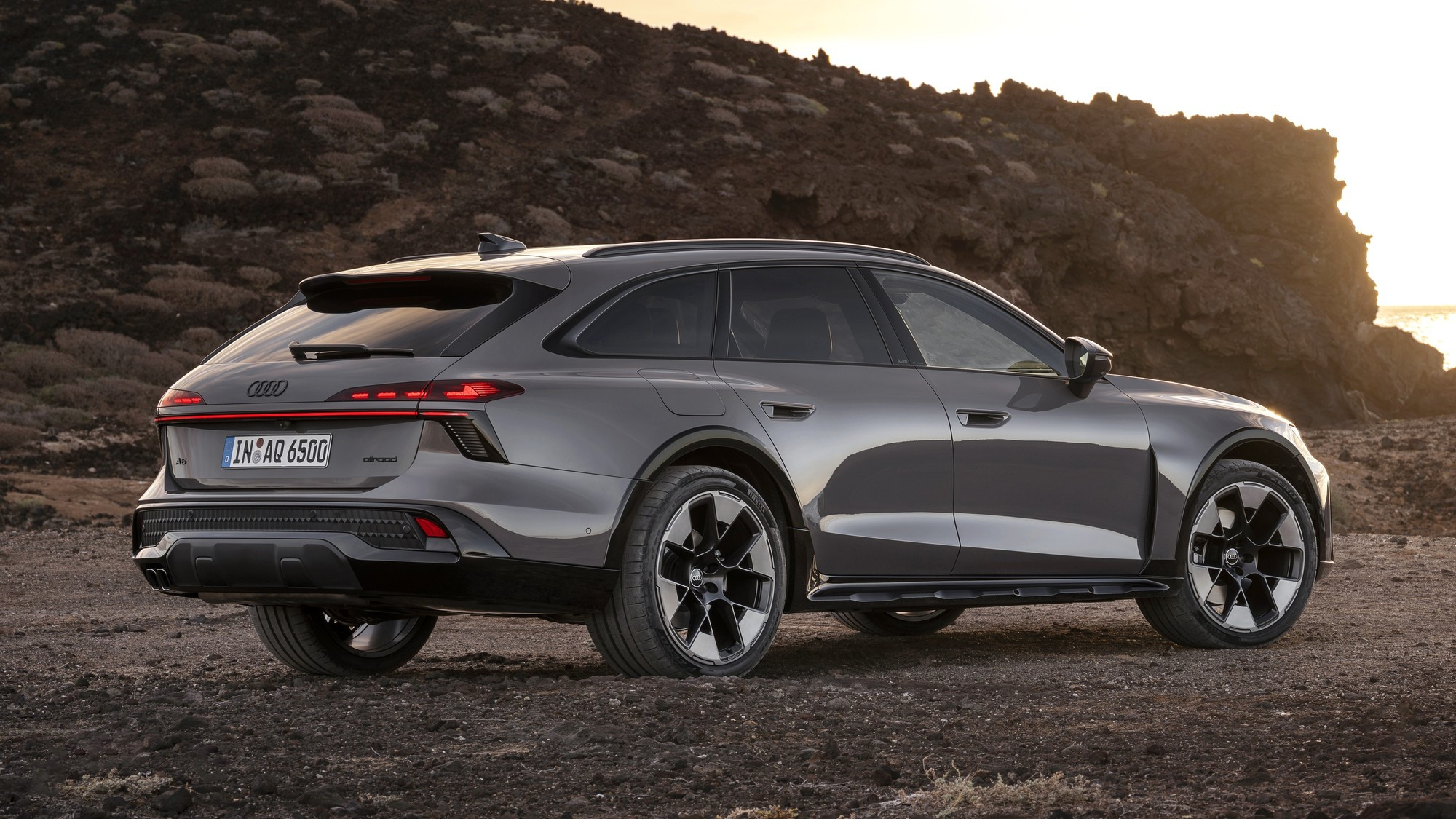 Audi A6 allroad - photo 2