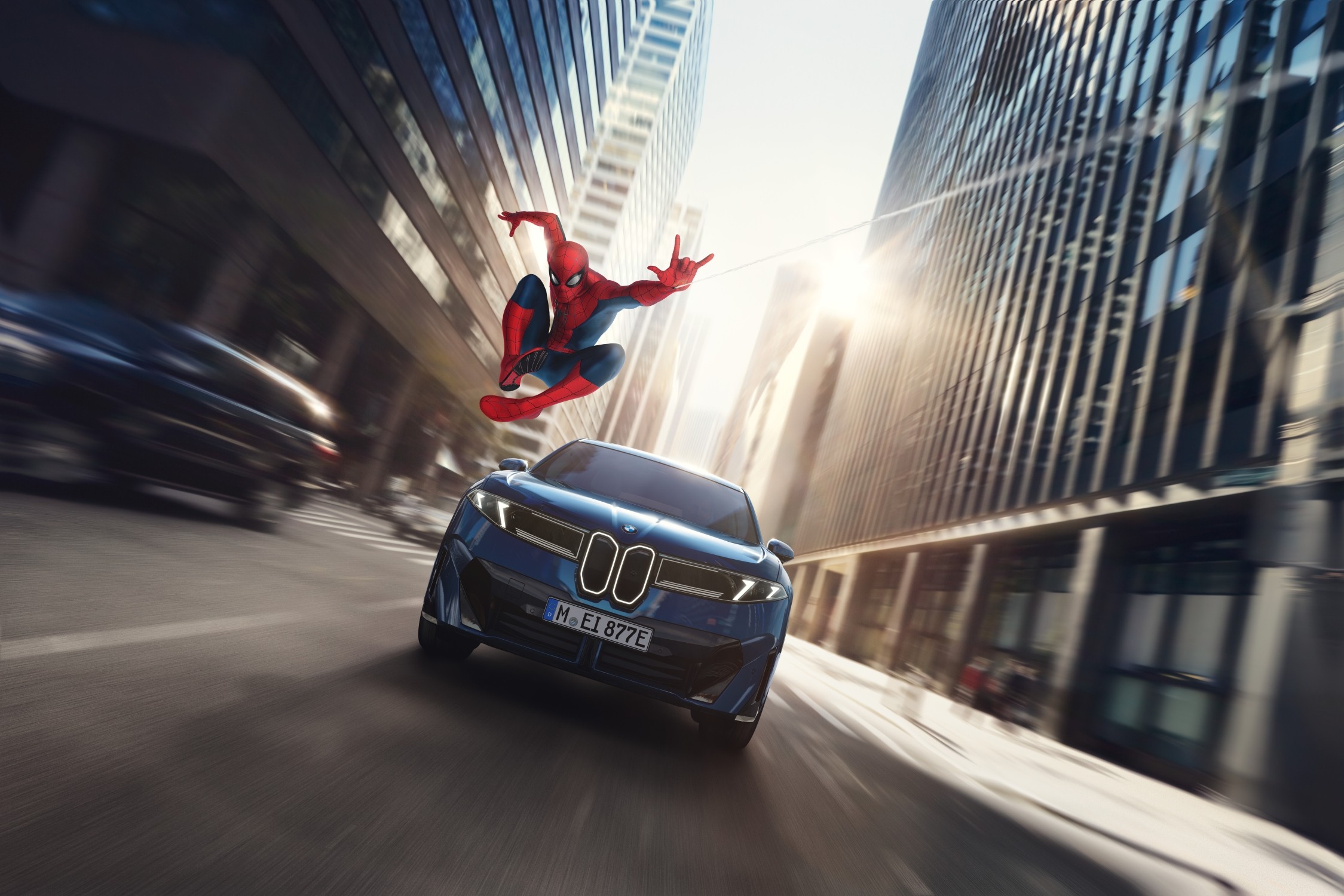 BMW runs Spider-Man ads on owners' screens - photo 3