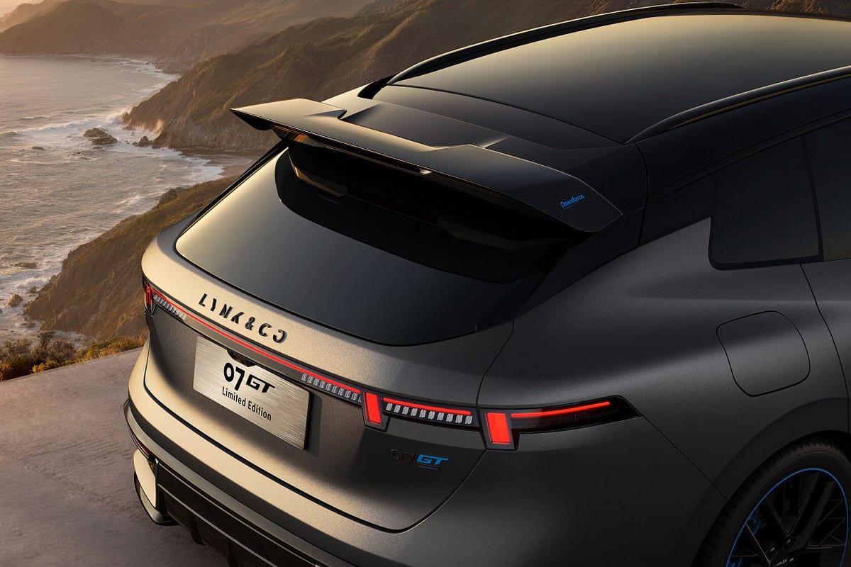 Lynk & Co 07 GT wagon pre-orders open in China - photo 15