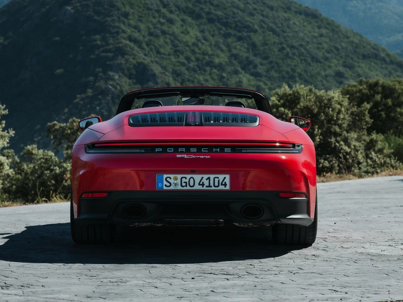 Porsche expands job cuts, rethinks its lineup - photo 3