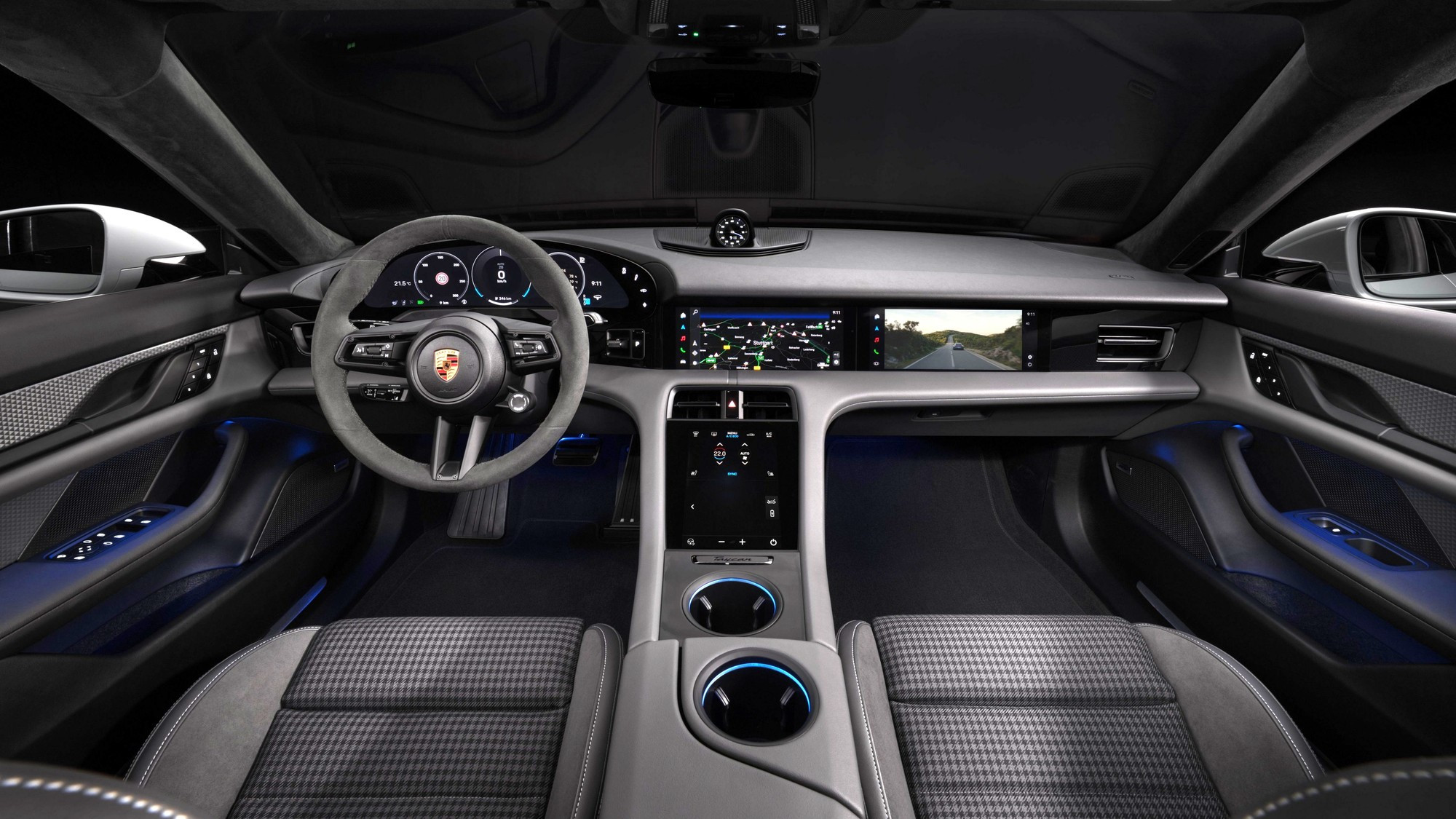 Porsche Taycan: production paused as sales fall 22% in 2025 - photo 2