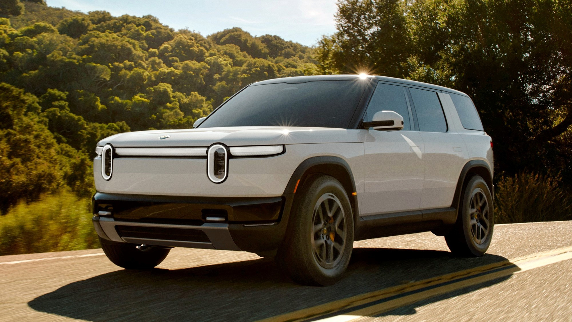 Uber to run up to 50,000 driverless Rivian R2s