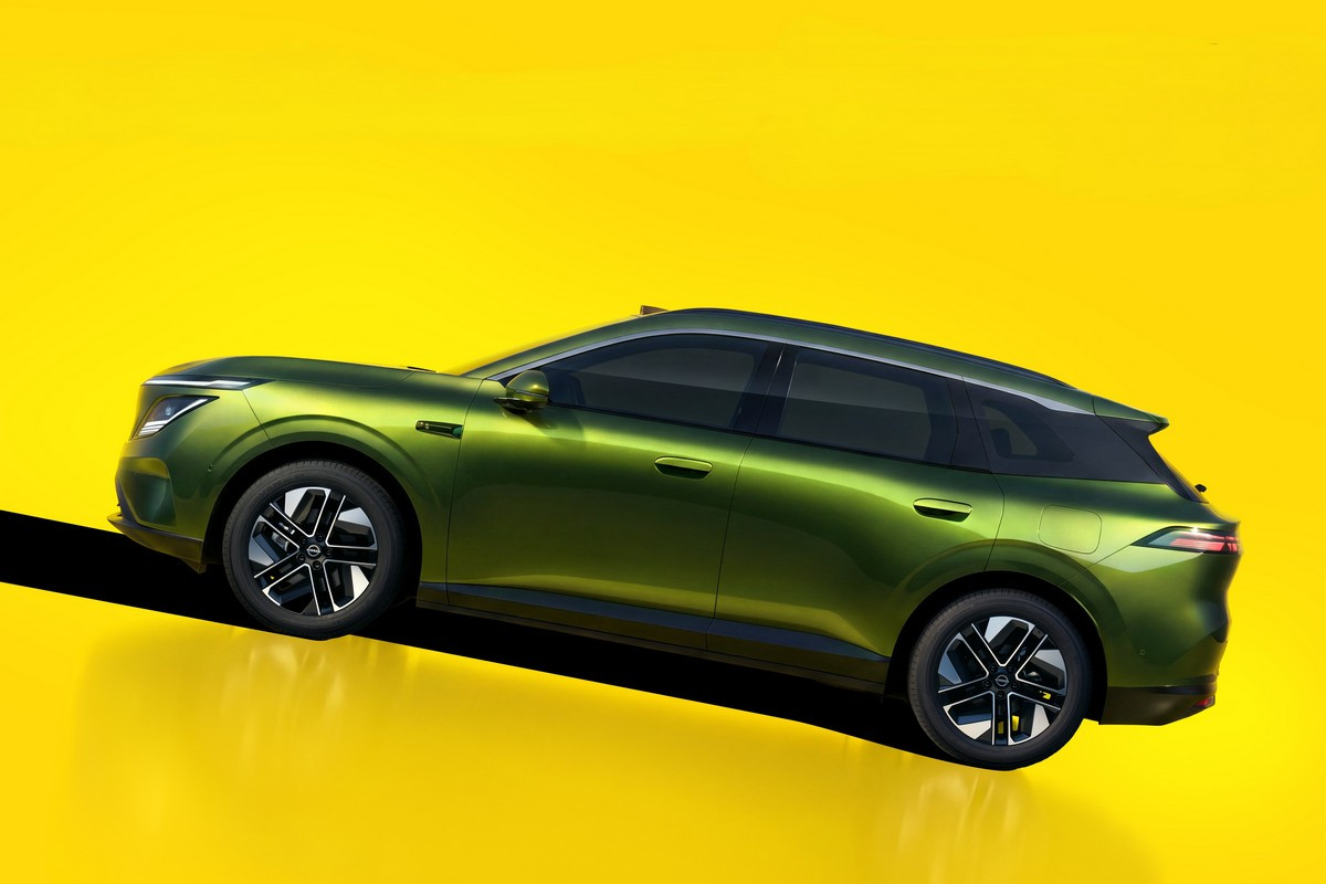 Nissan NX7 - photo 2