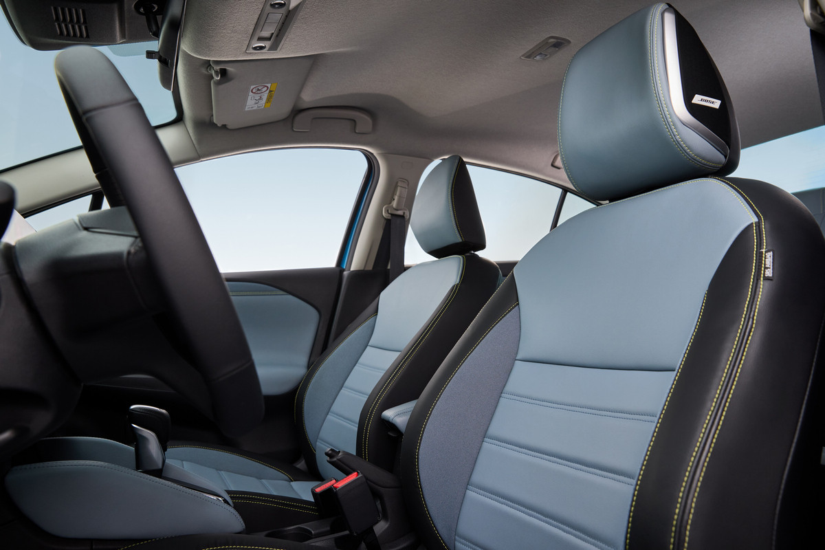 Nissan Versa - photo 7