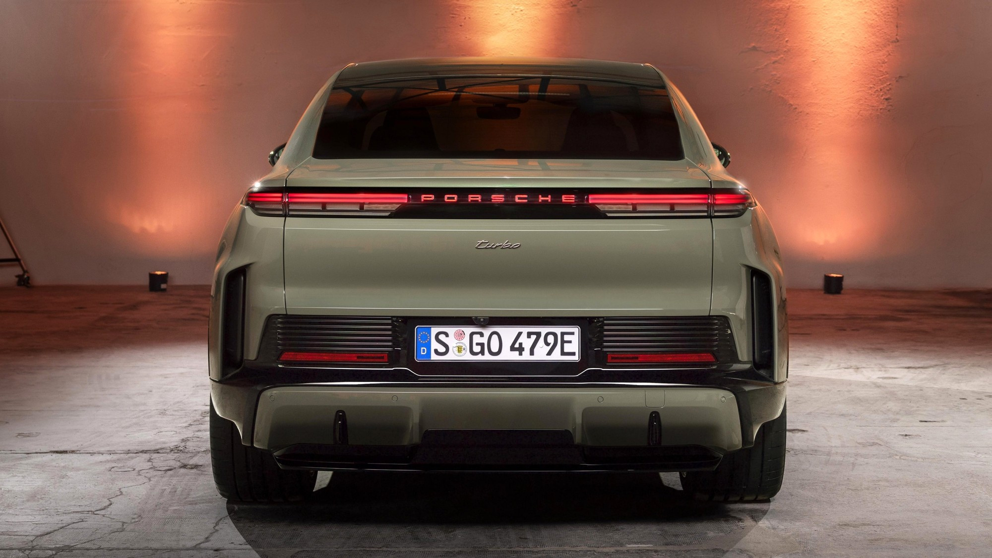 Porsche Cayenne Coupe Electric - photo 5