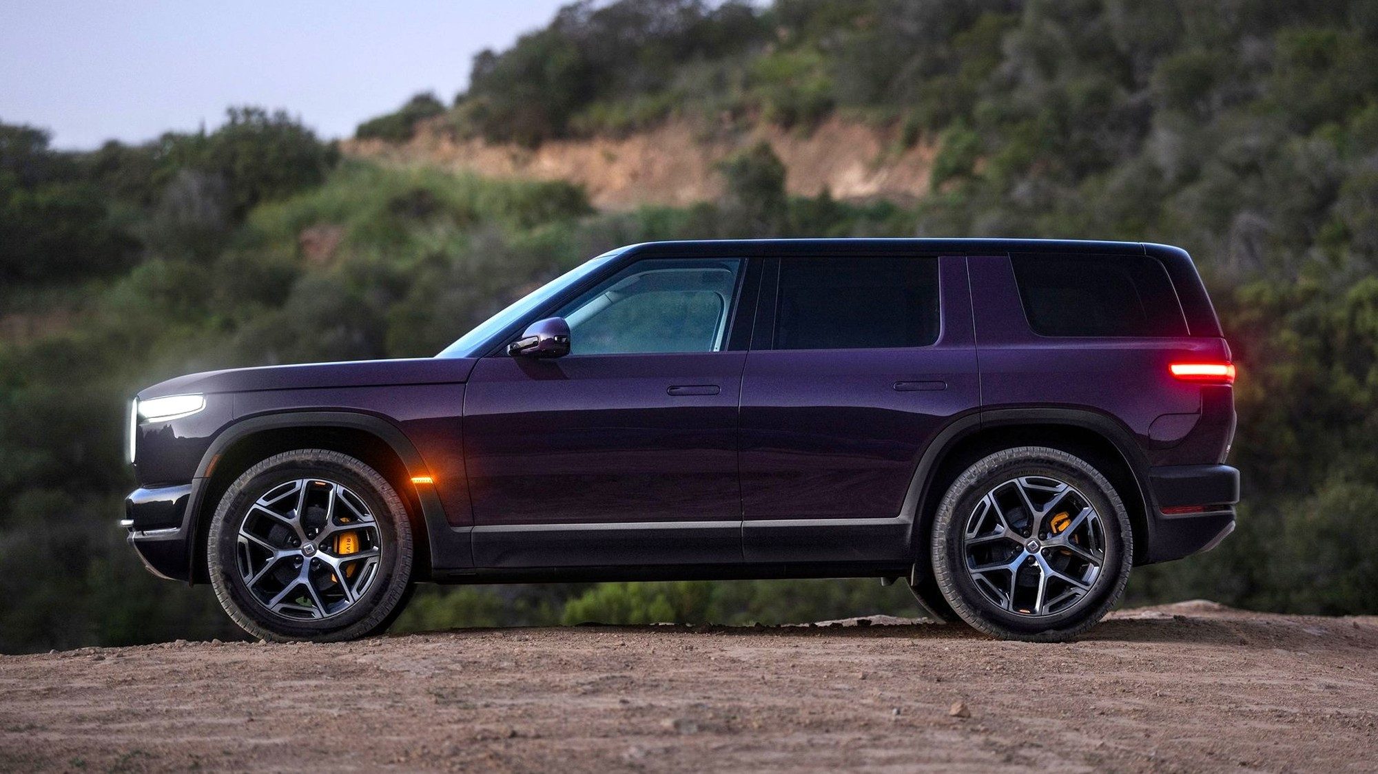 Rivian R2 - photo 13
