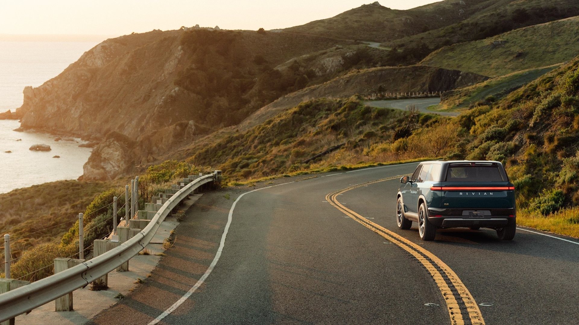 Rivian R2 - photo 20