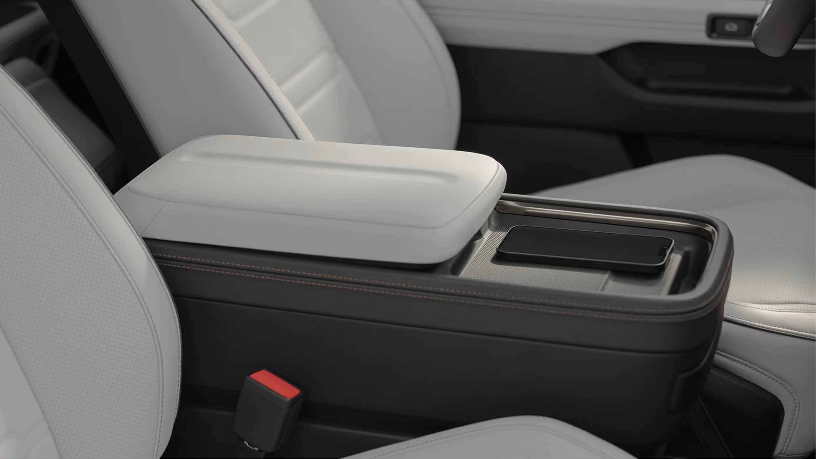 Rivian R2 - photo 21