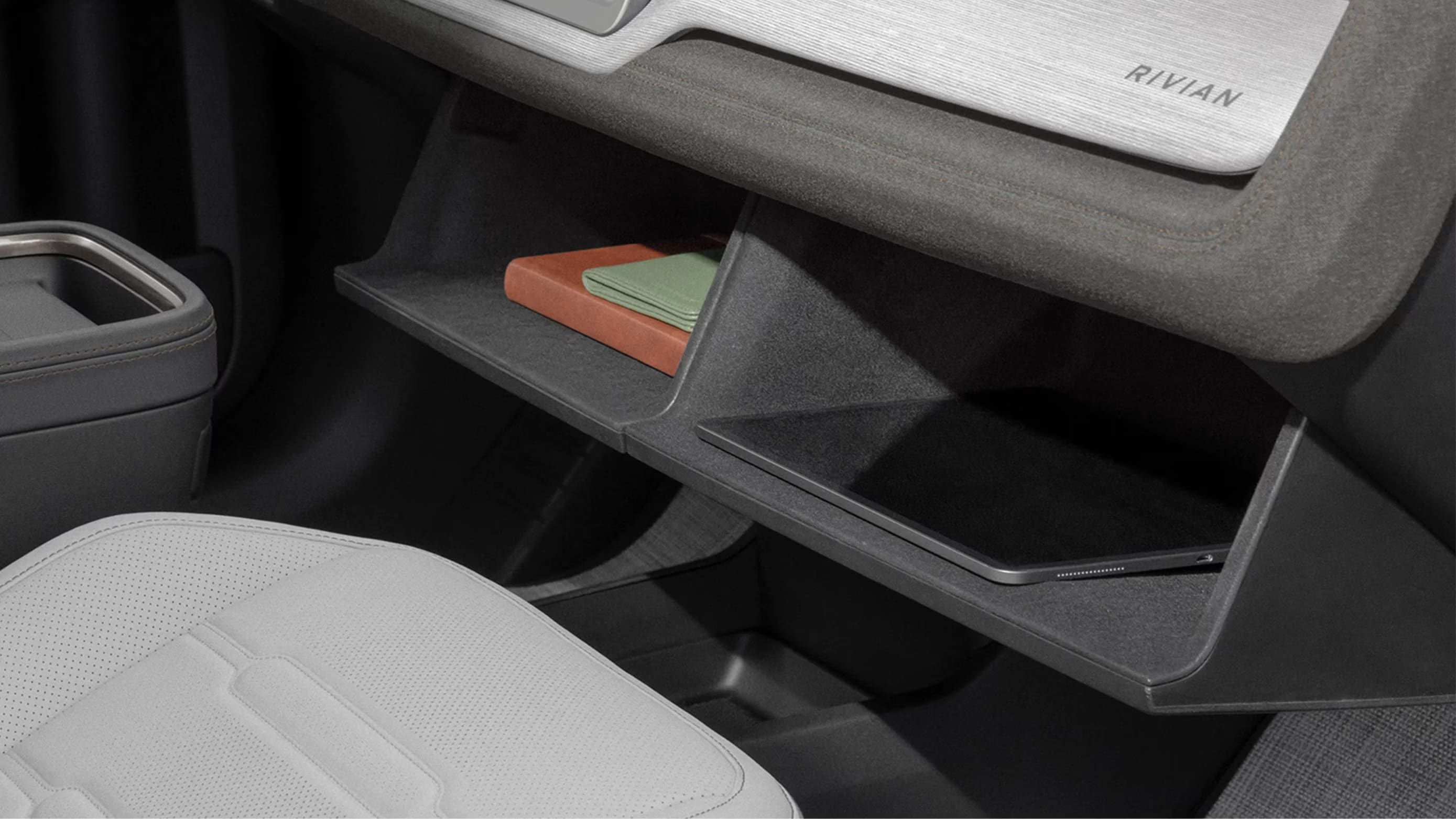 Rivian R2 - photo 24