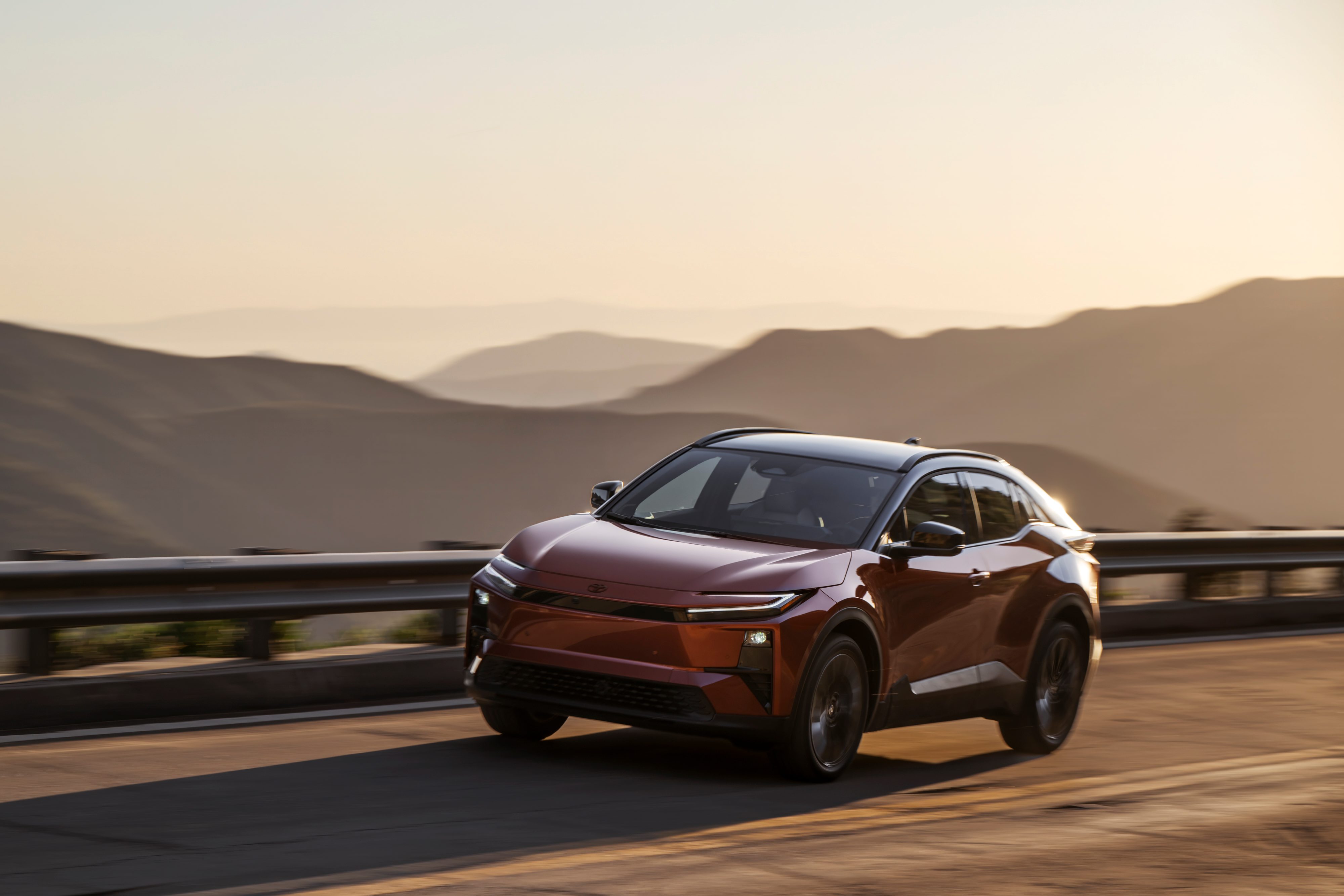 Toyota C-HR EV - photo 19