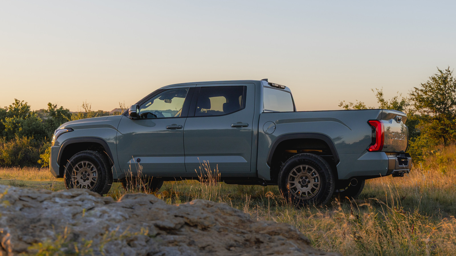 Toyota Tundra - photo 6