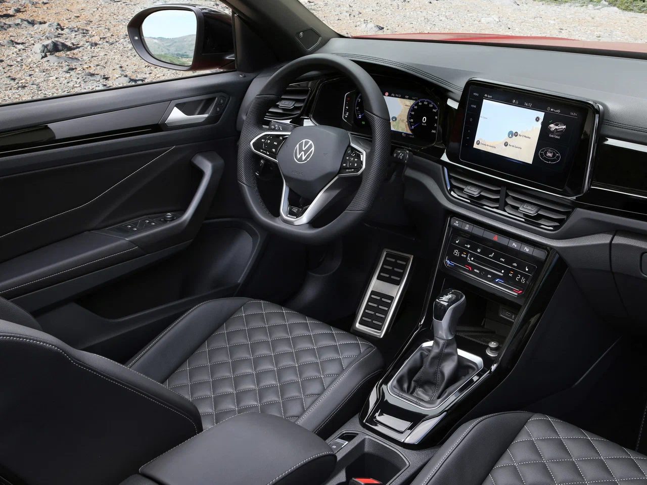 Volkswagen T-Roc Cabriolet - photo 13