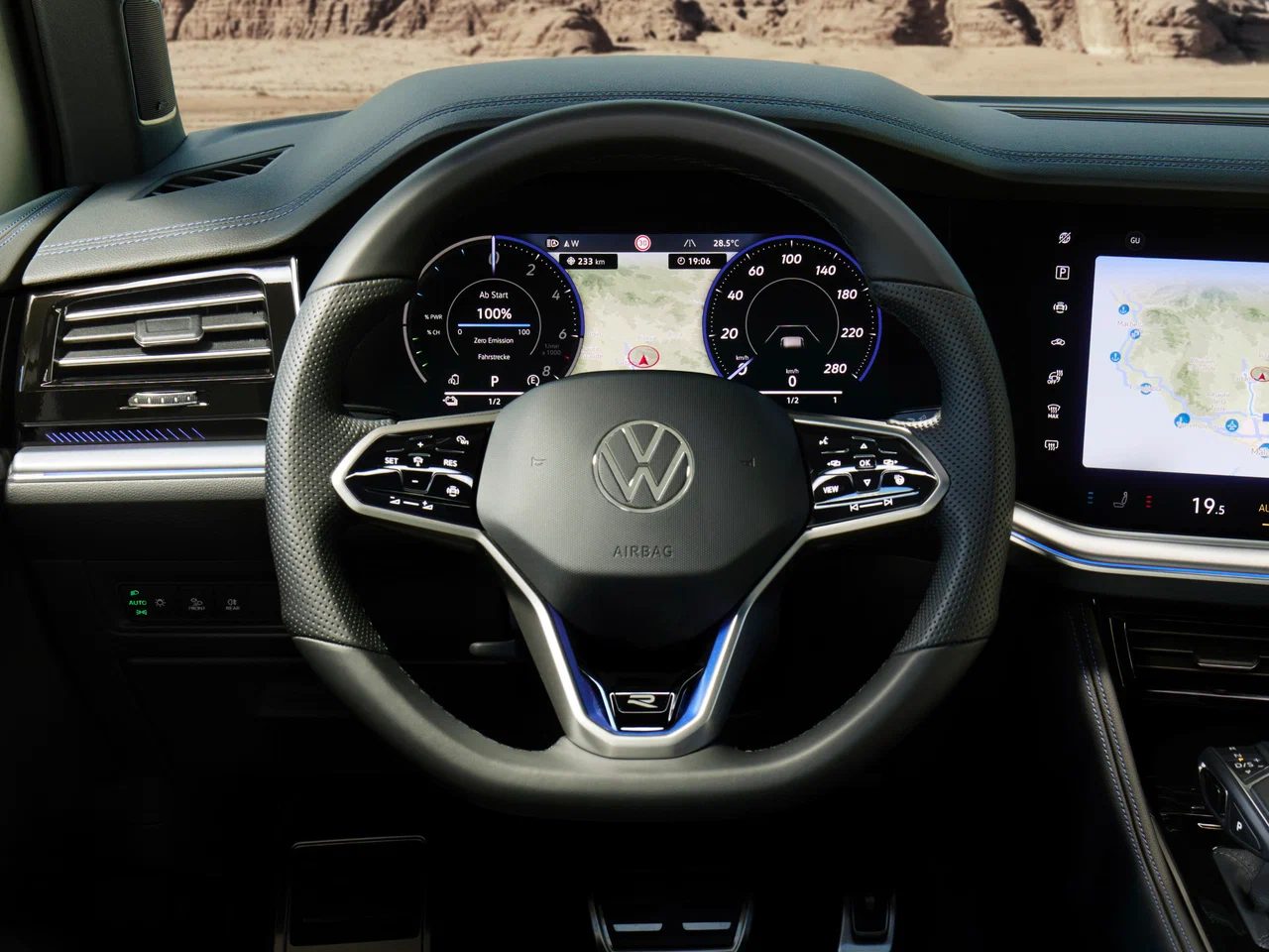 Volkswagen Touareg - interior