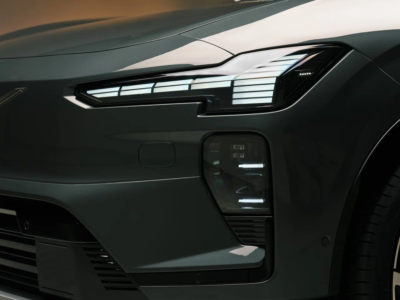 Volvo EX60 - photo 6