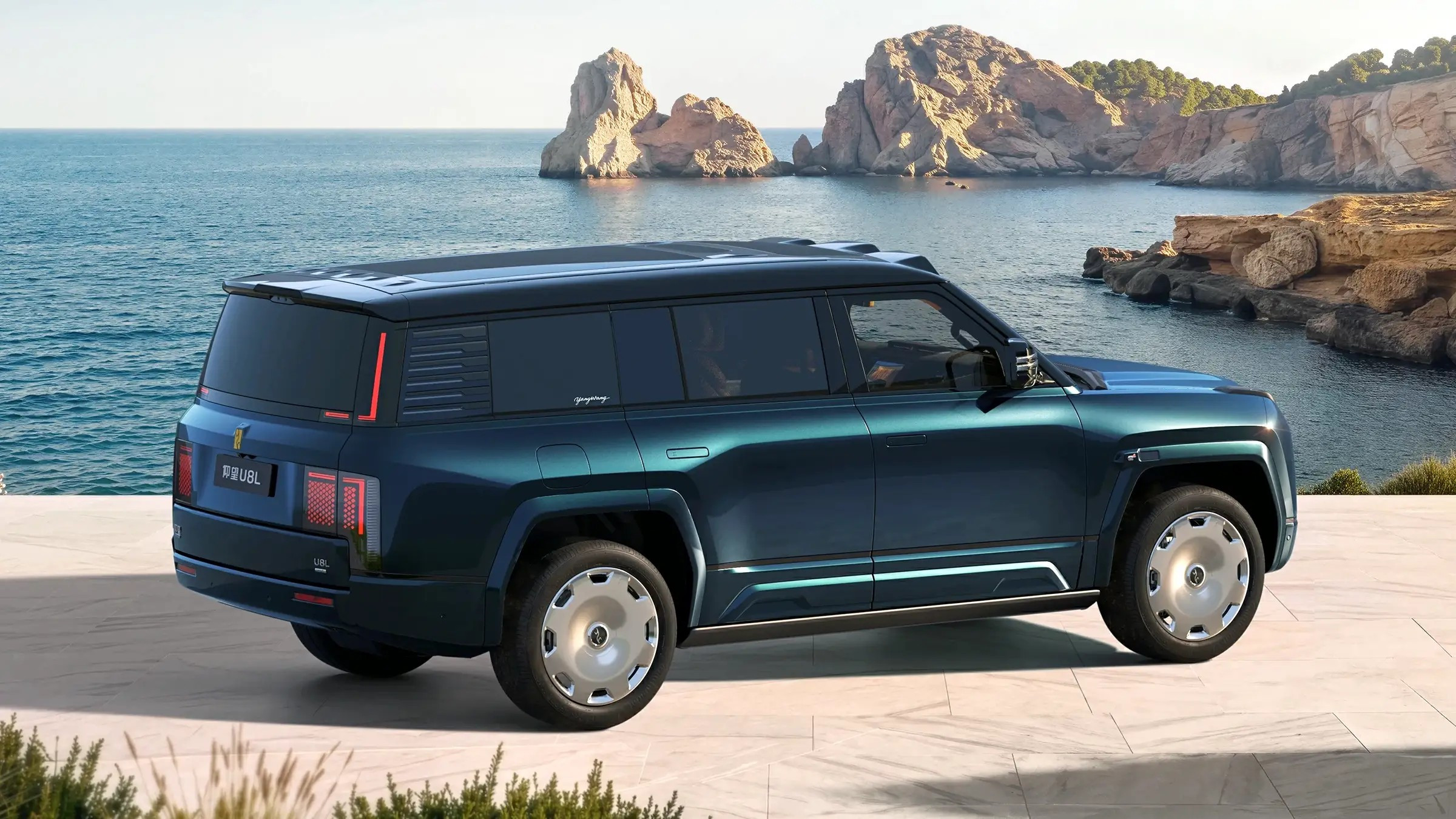 Yangwang U8L gains a four-seat, $216,000 flagship - photo 3