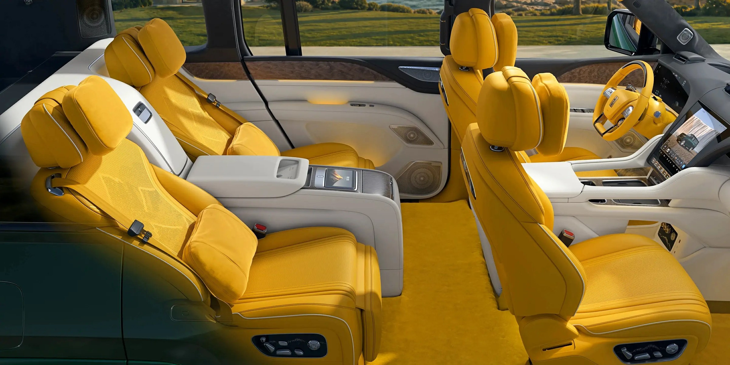 Yangwang U8L gains a four-seat, $216,000 flagship - photo 8
