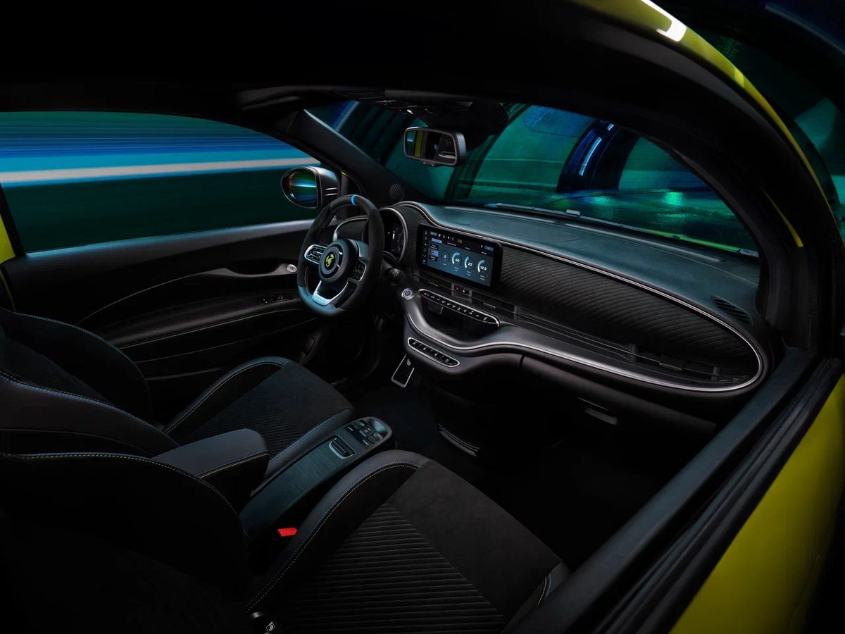 Abarth 500e - photo 10