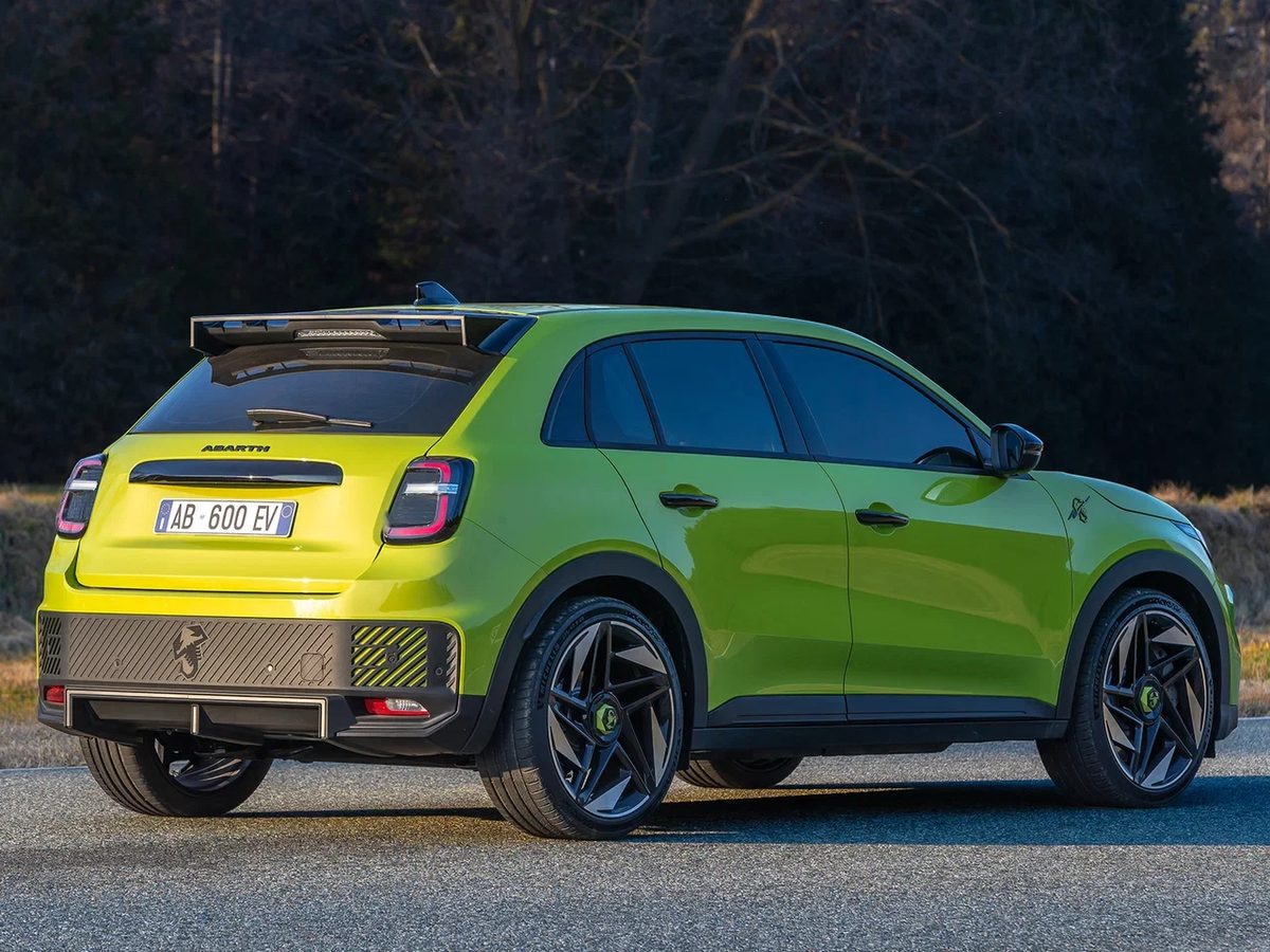 Abarth 600e - photo 3