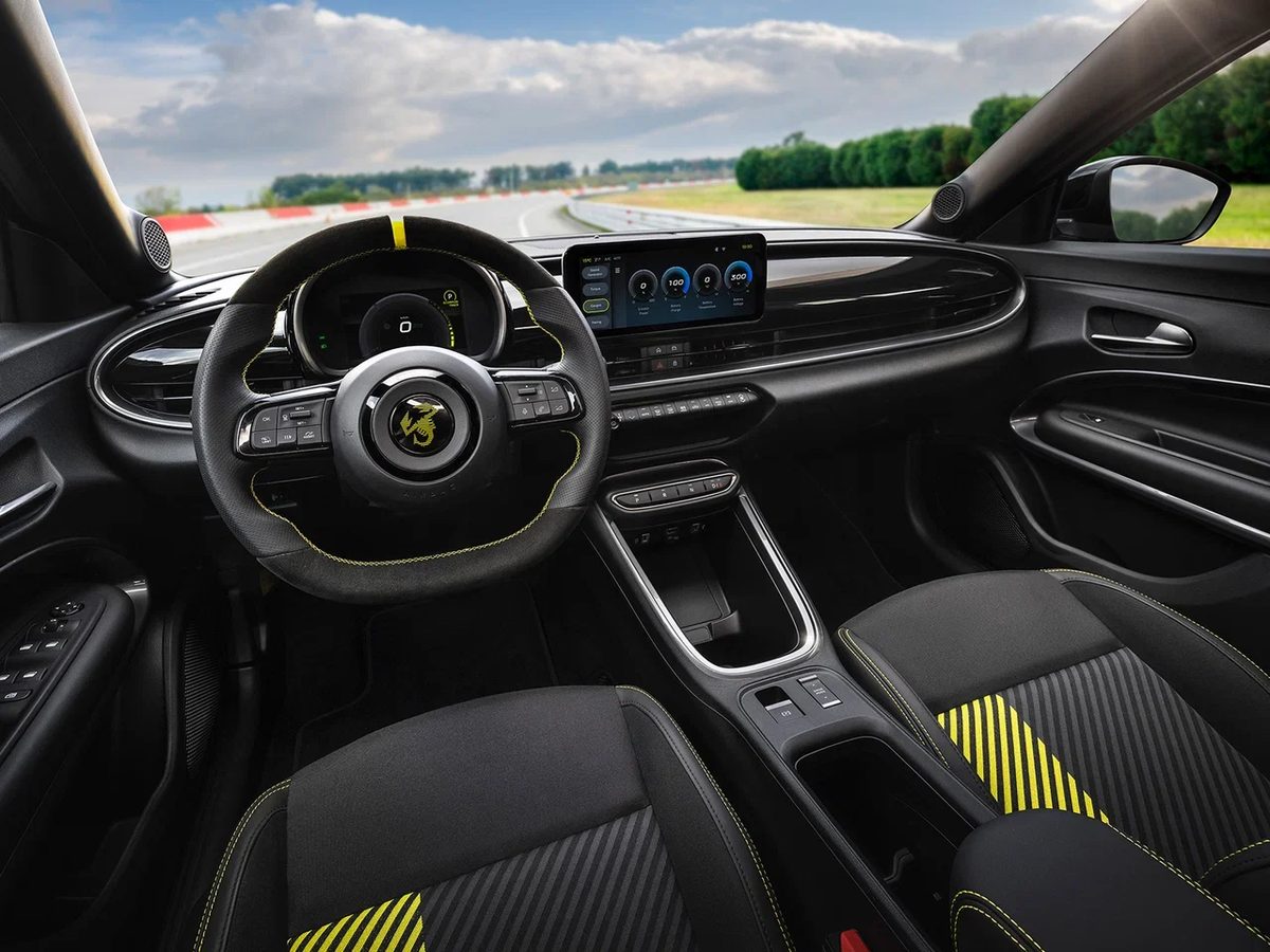 Abarth 600e - photo 8