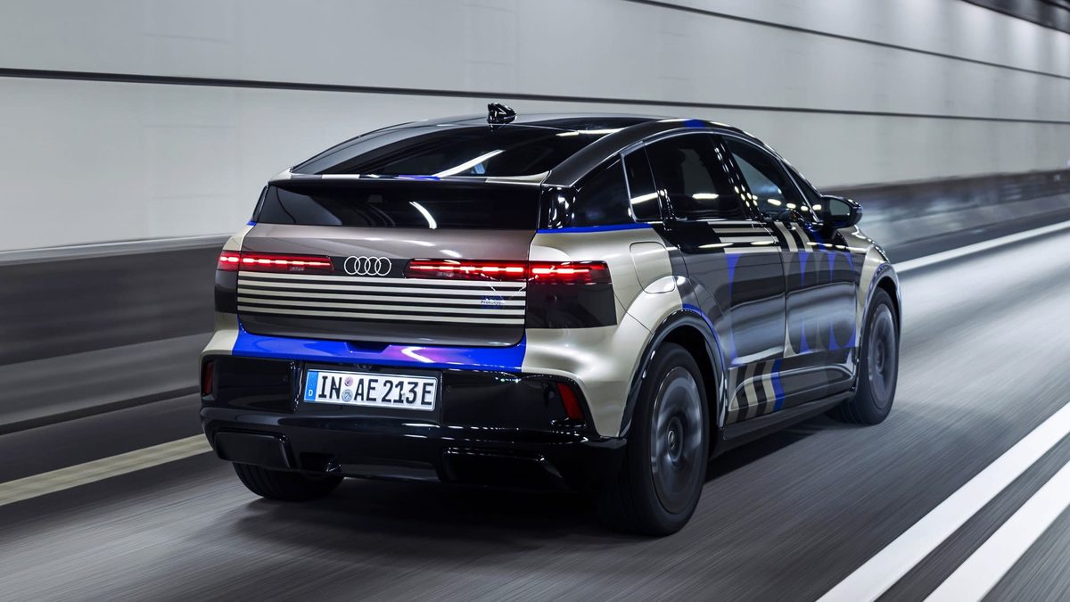 Audi A2 e-tron - photo 12