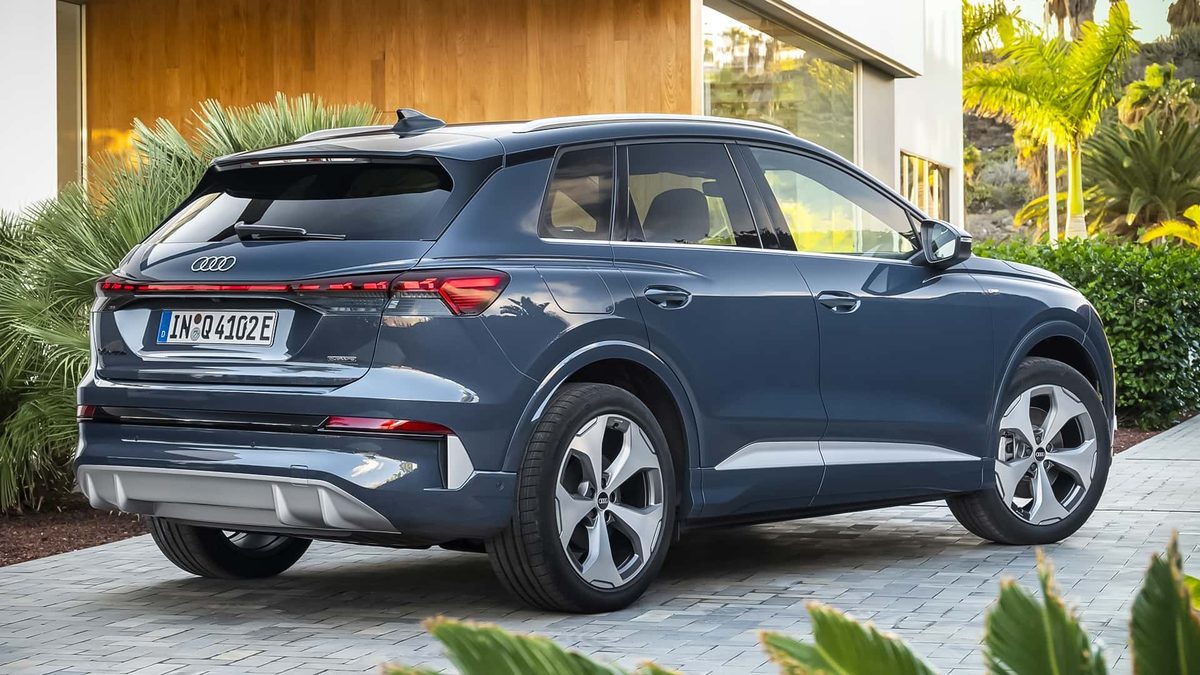 2027 Audi Q4 E-Tron: V2L, 185 kW Charging, and a Merged Screen - Orders from June - photo 7