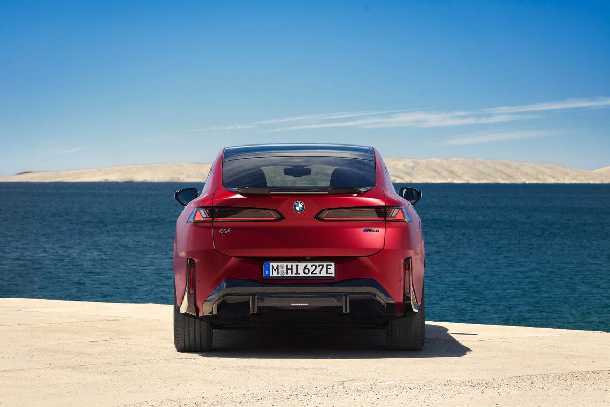 BMW iX4 - photo 16