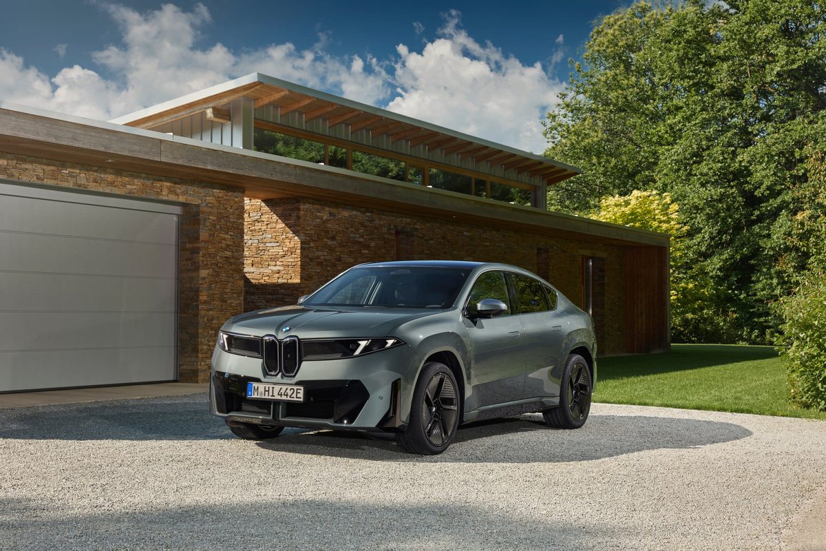 BMW iX4 - photo 20