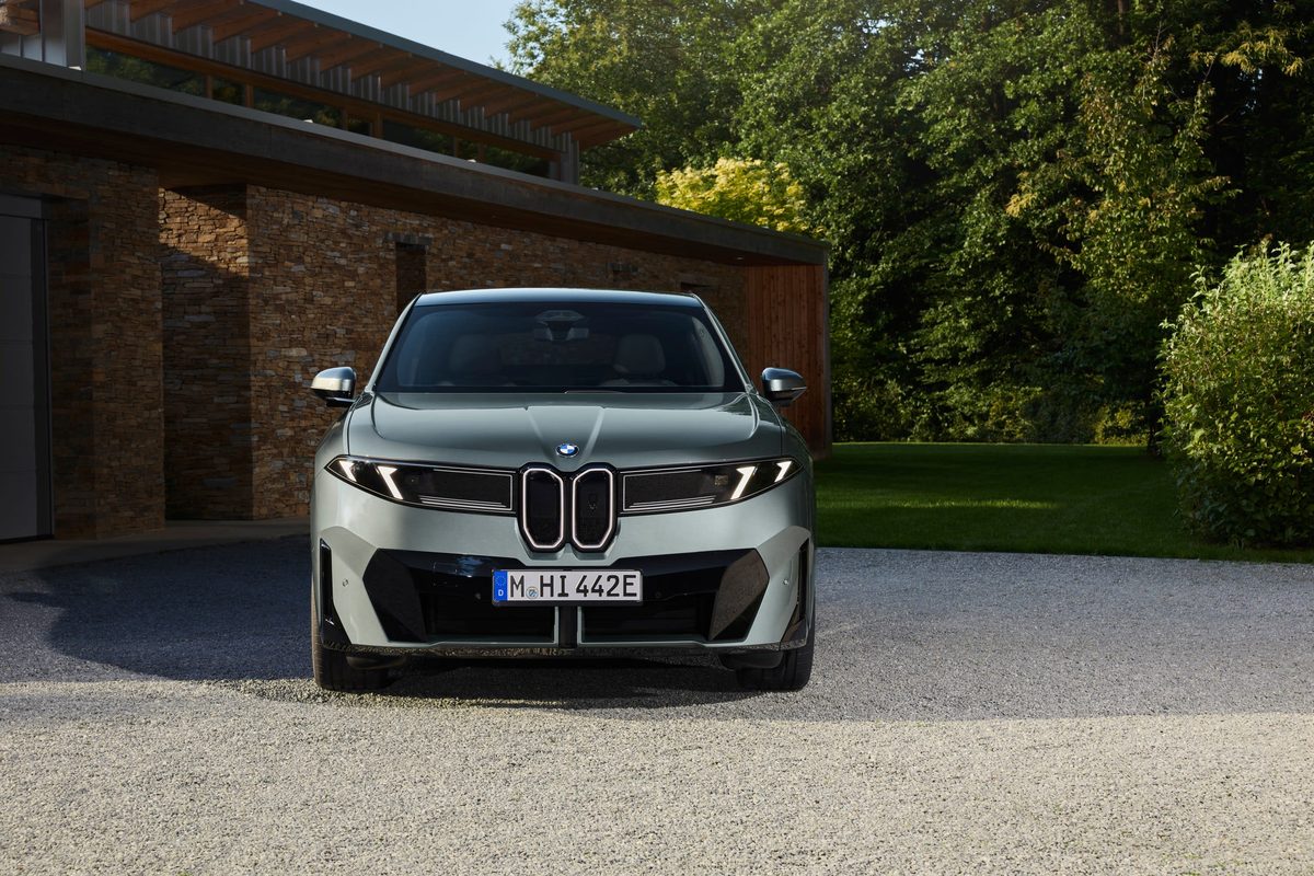 BMW iX4 - photo 21