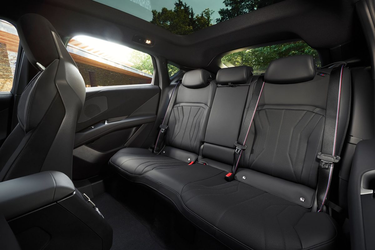 BMW iX4 - photo 24