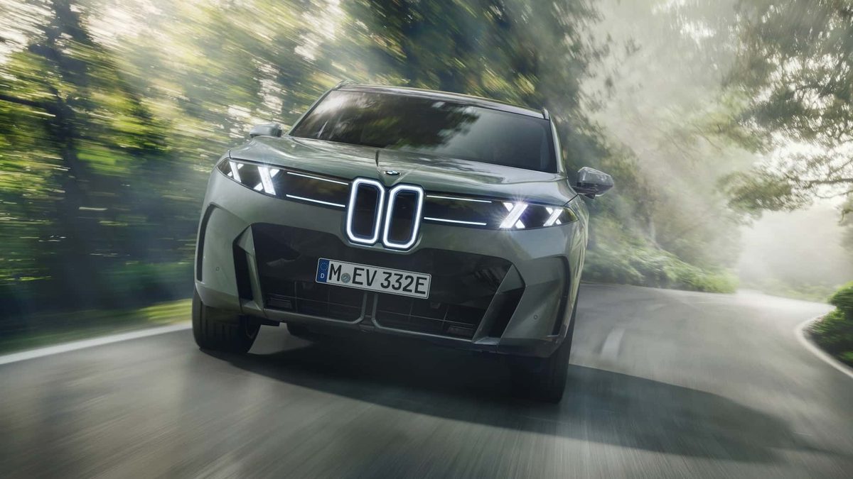 BMW iX5 - photo 11