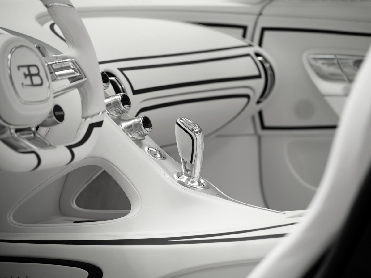 Bugatti W16 Mistral Blanc Éternel - photo 12