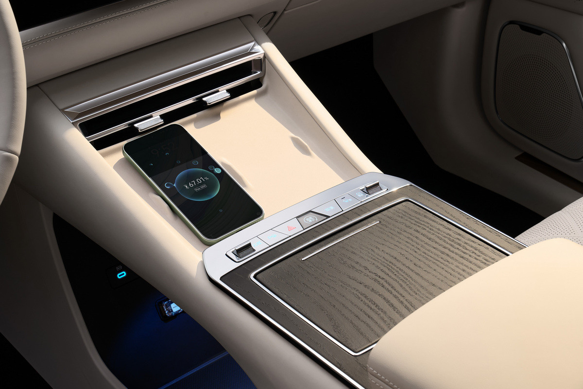 BYD Datang goes on sale in China from ¥239,900 ($33,400) with 950 km CLTC range - photo 4