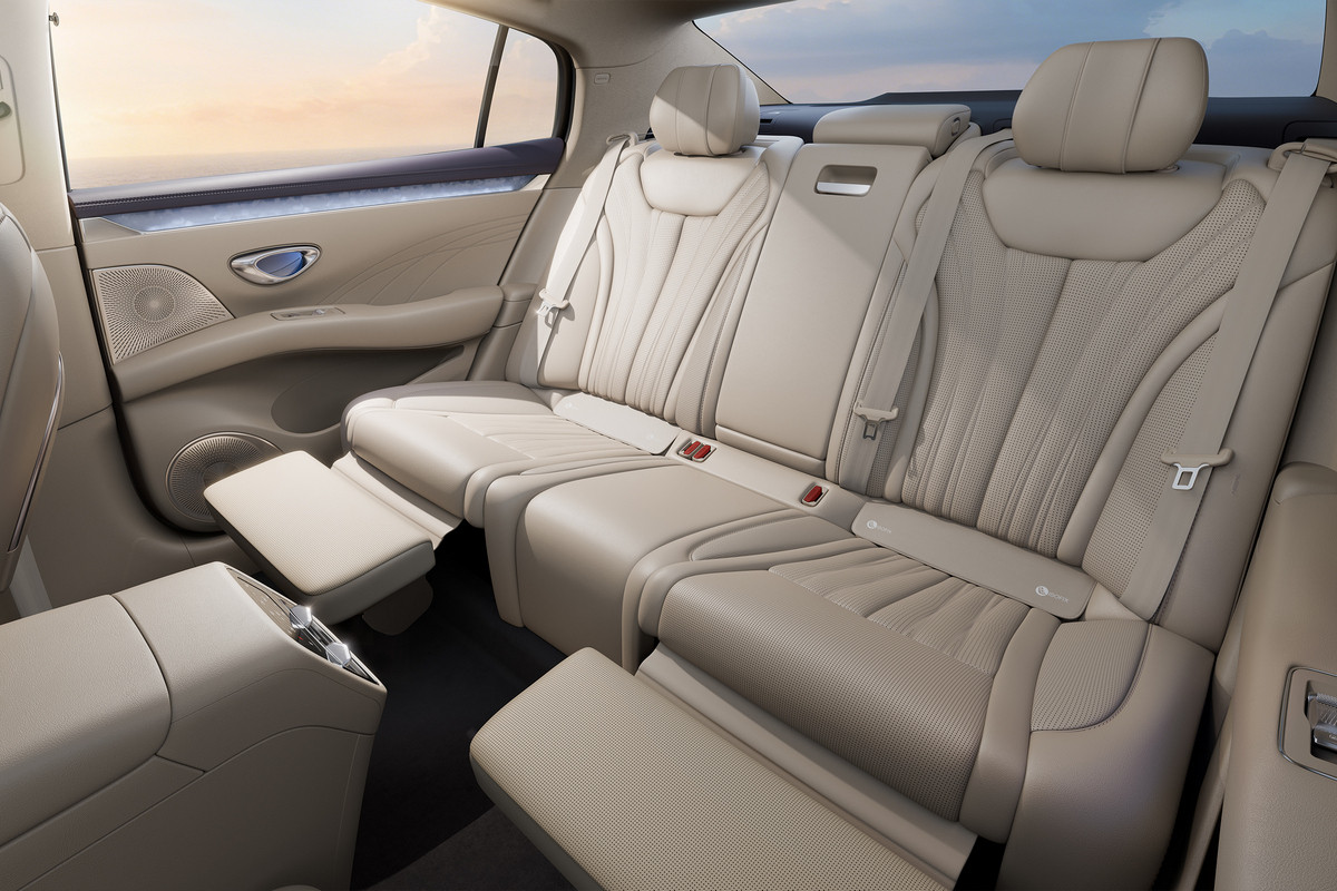 BYD Seal 08 - photo 15