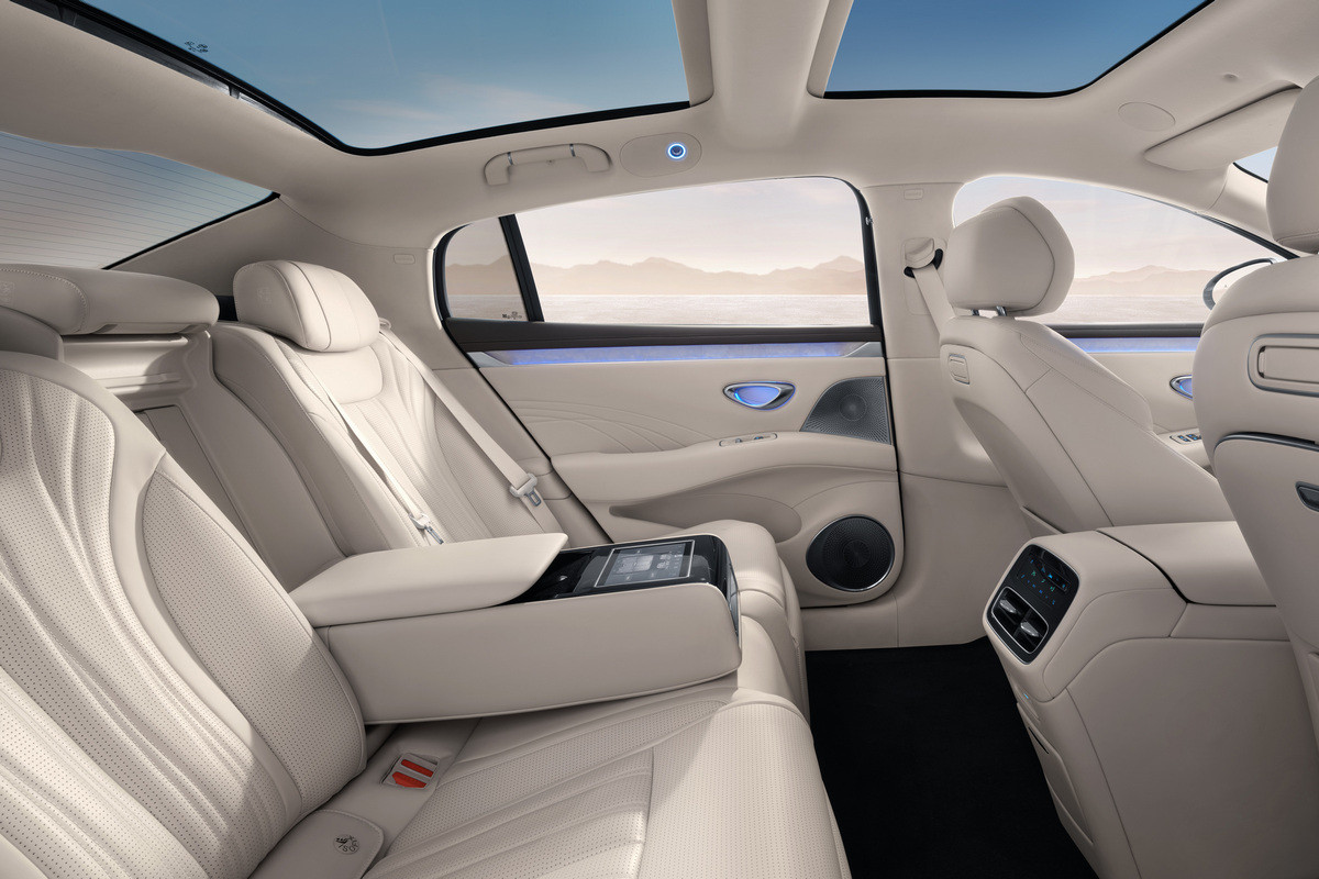 BYD Seal 08 - photo 17