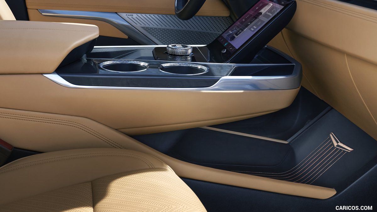 Cadillac Escalade IQL: 205 kWh Extended Electric Flagship from $132,695 - photo 2