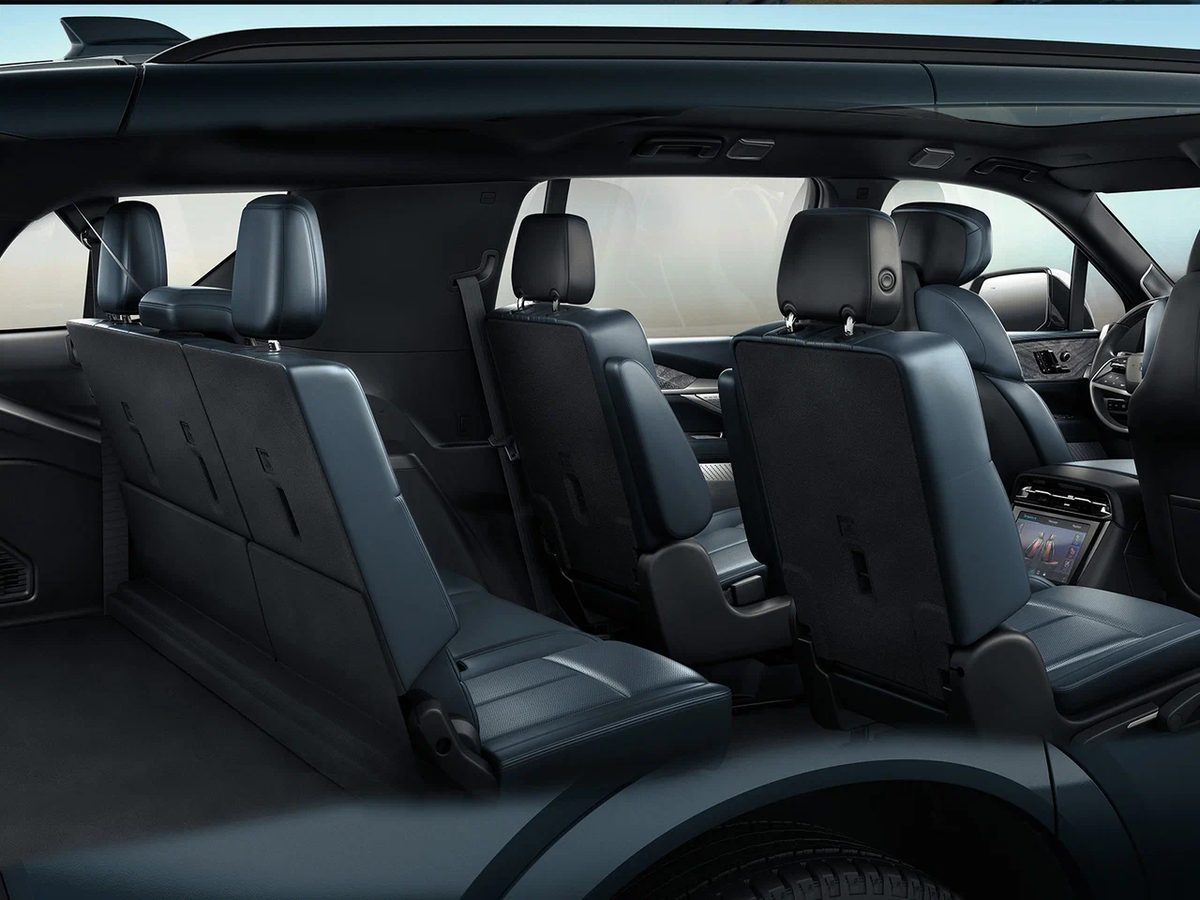 Cadillac Escalade IQL - photo 9