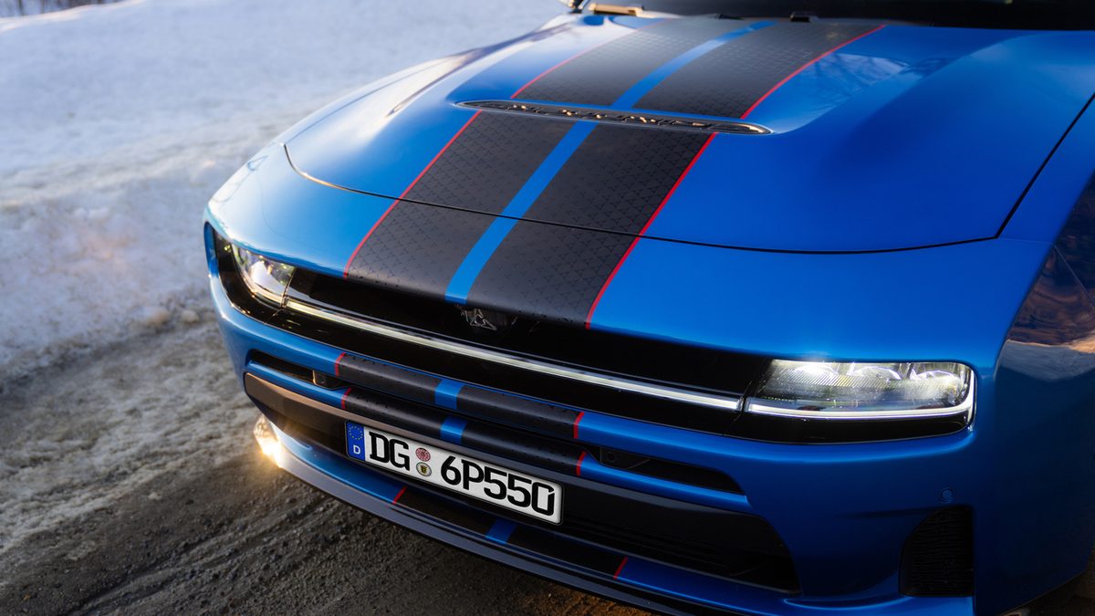 Dodge opens European orders for the new Charger: electric Daytona and petrol Sixpack, from 66,000 euros ($71,000) - photo 3