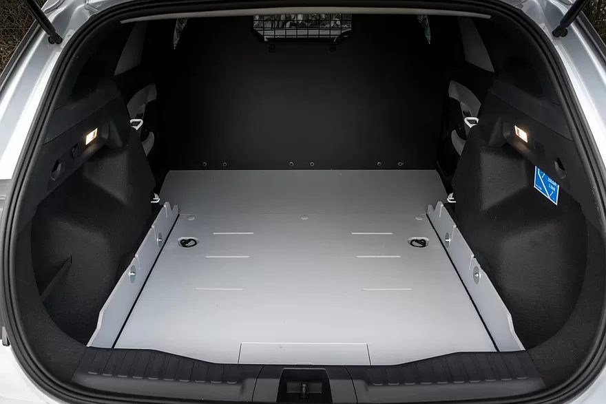 Ford Explorer Van - photo 6