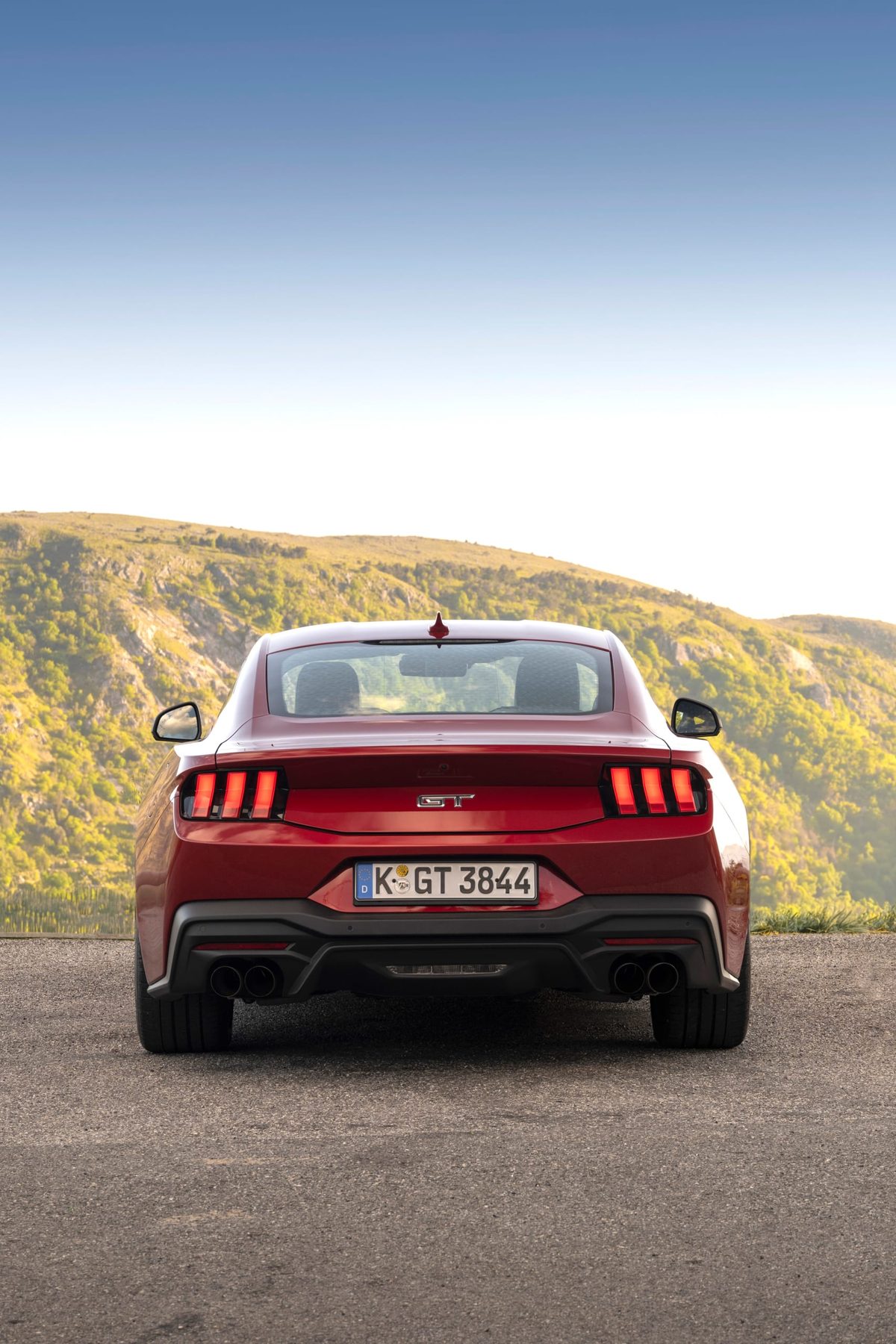 Ford Mustang - photo 3