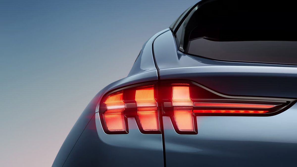 Ford Mustang Mach-E - photo 6