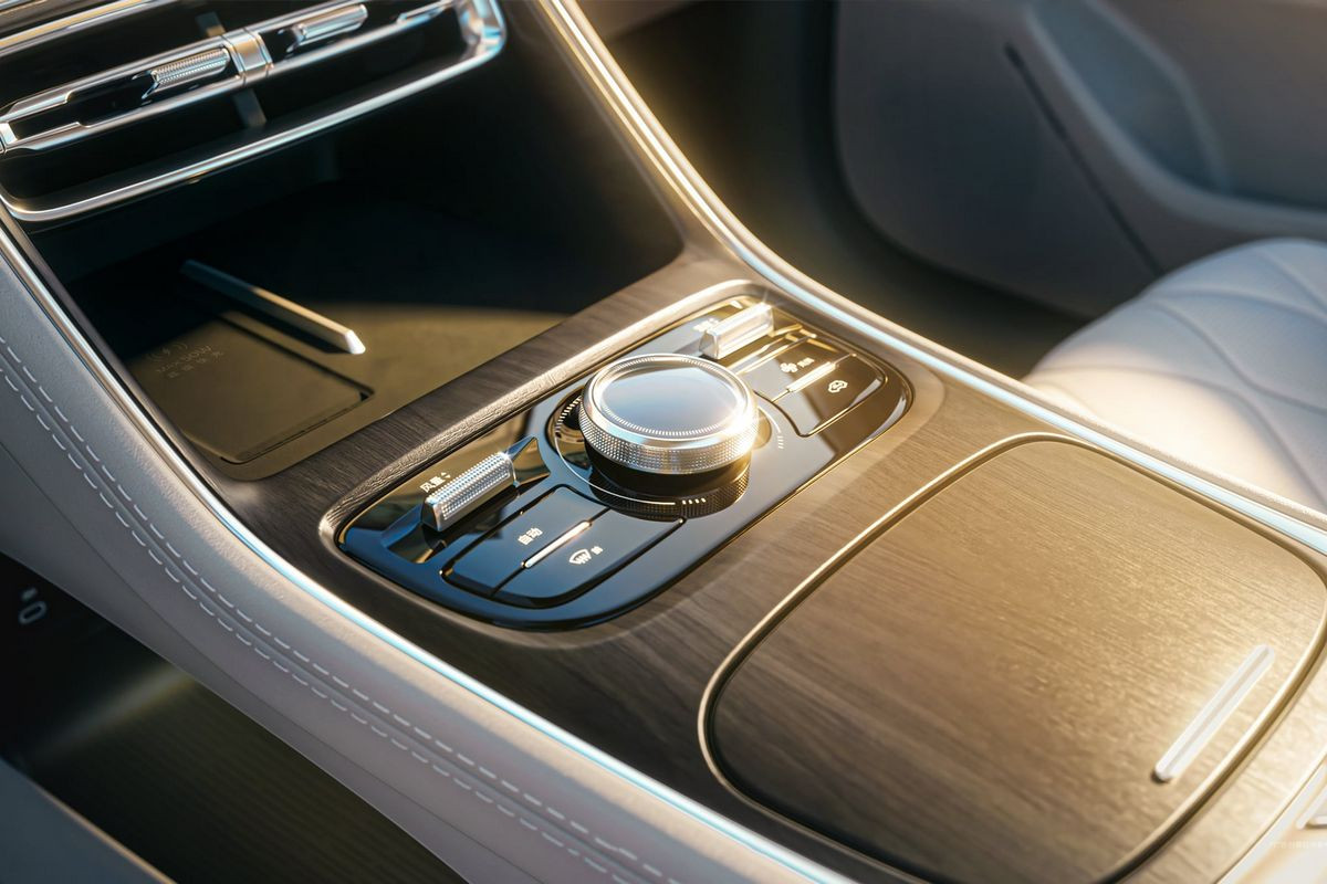 Geely Galaxy A7 - photo 7