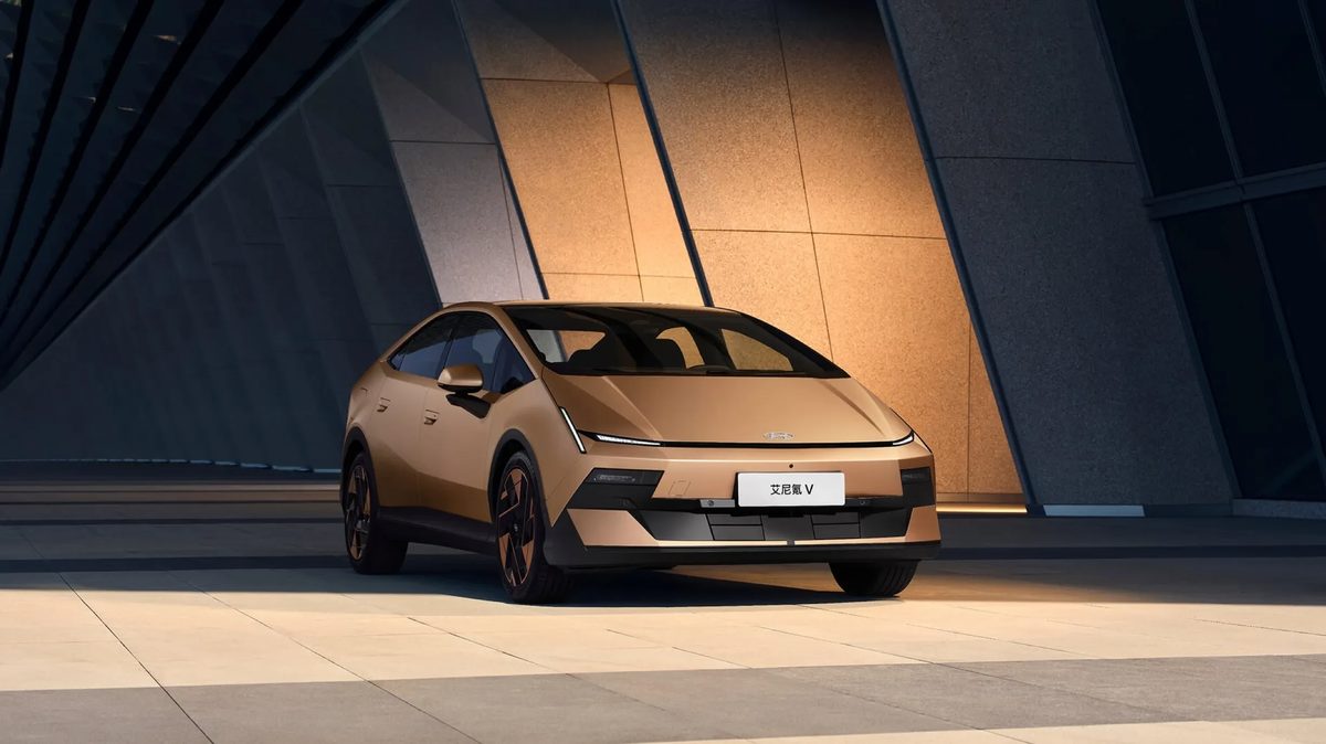 Hyundai Ioniq V - photo 5