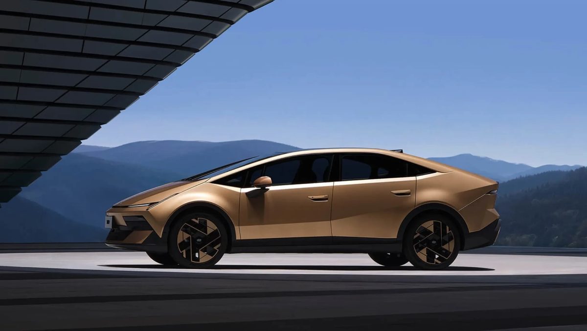 Hyundai Ioniq V - photo 7
