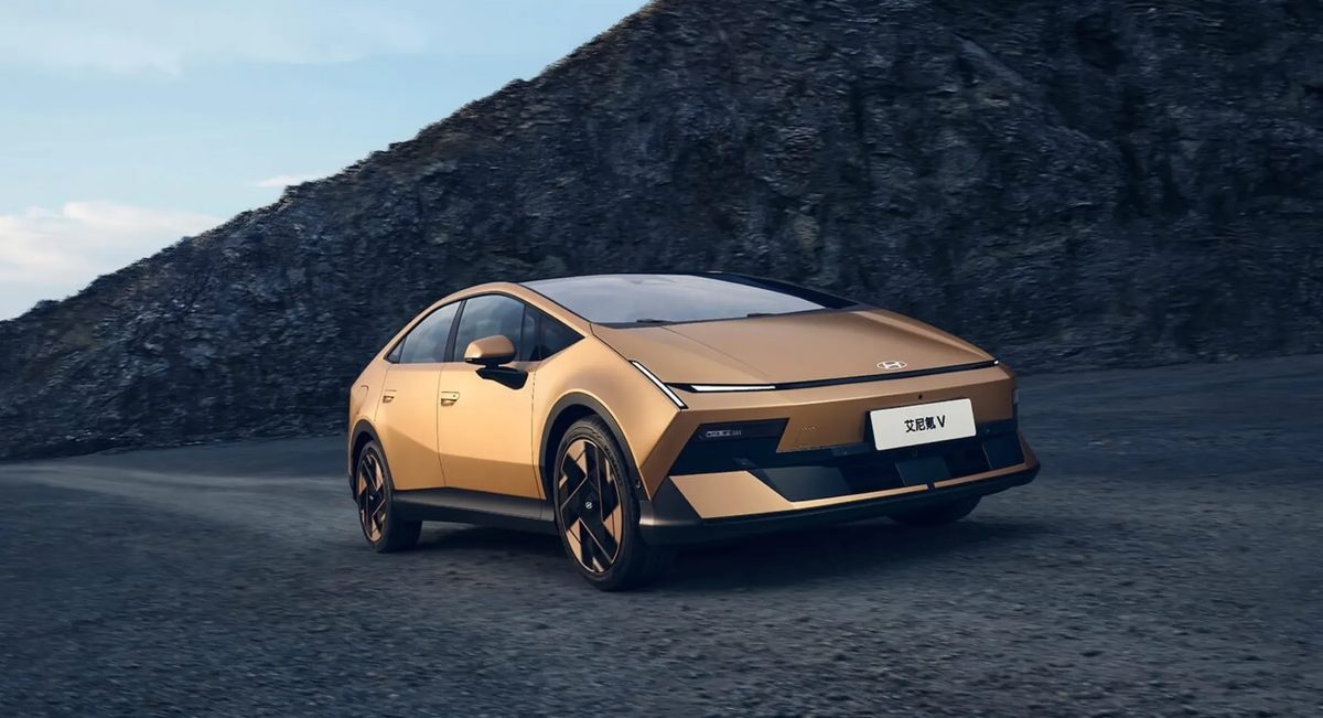 Hyundai Ioniq V - photo 8
