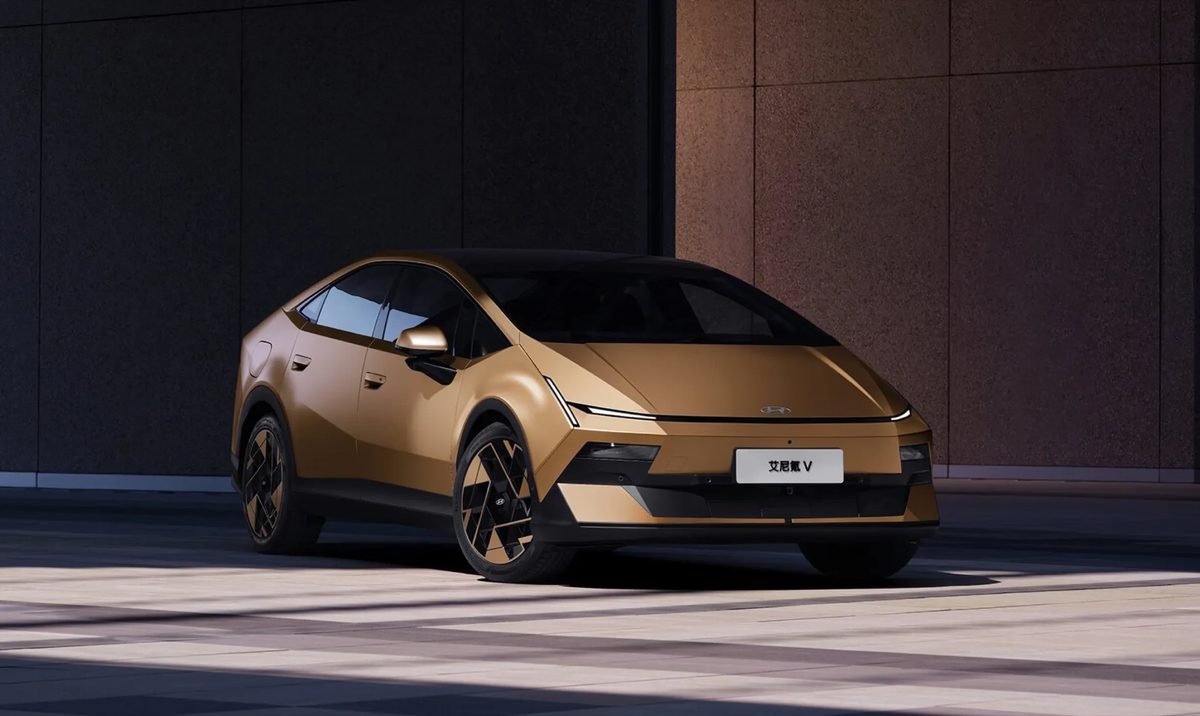 Hyundai Ioniq V - photo 10